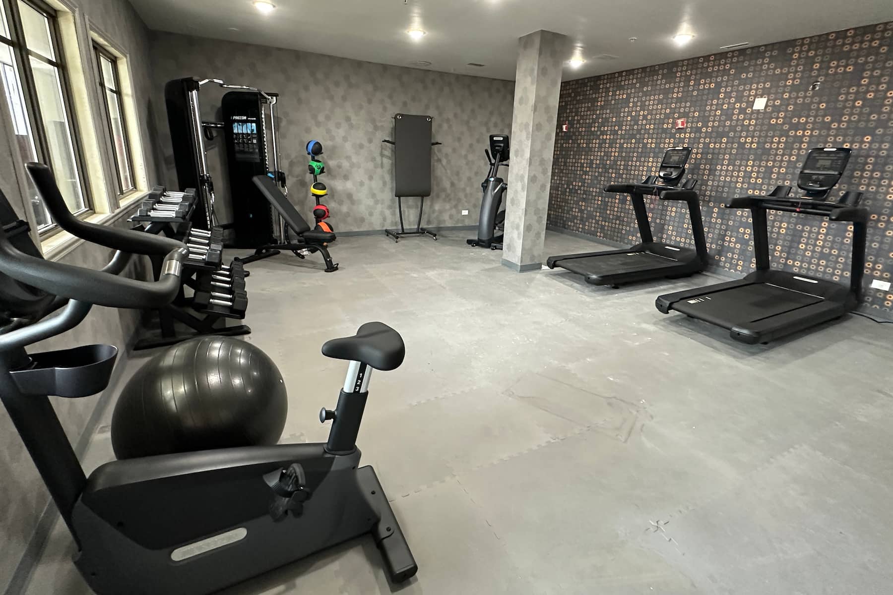 Fitness room at La Quinta Inn & Suites by Wyndham South Holland in South Holland, Illinois