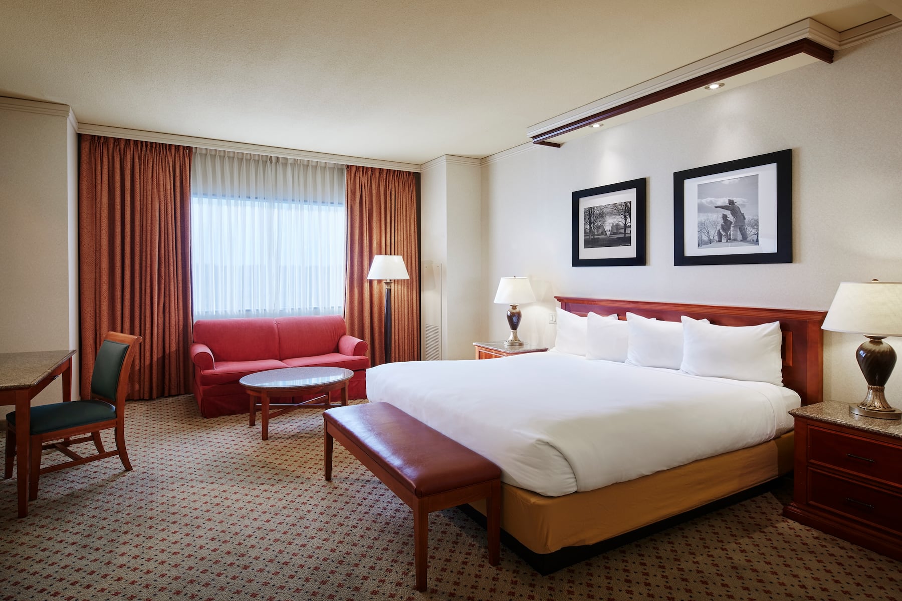 Guest room at the Harrah's Kansas City, Trademark Collection by Wyndham in North Kansas City, Missouri