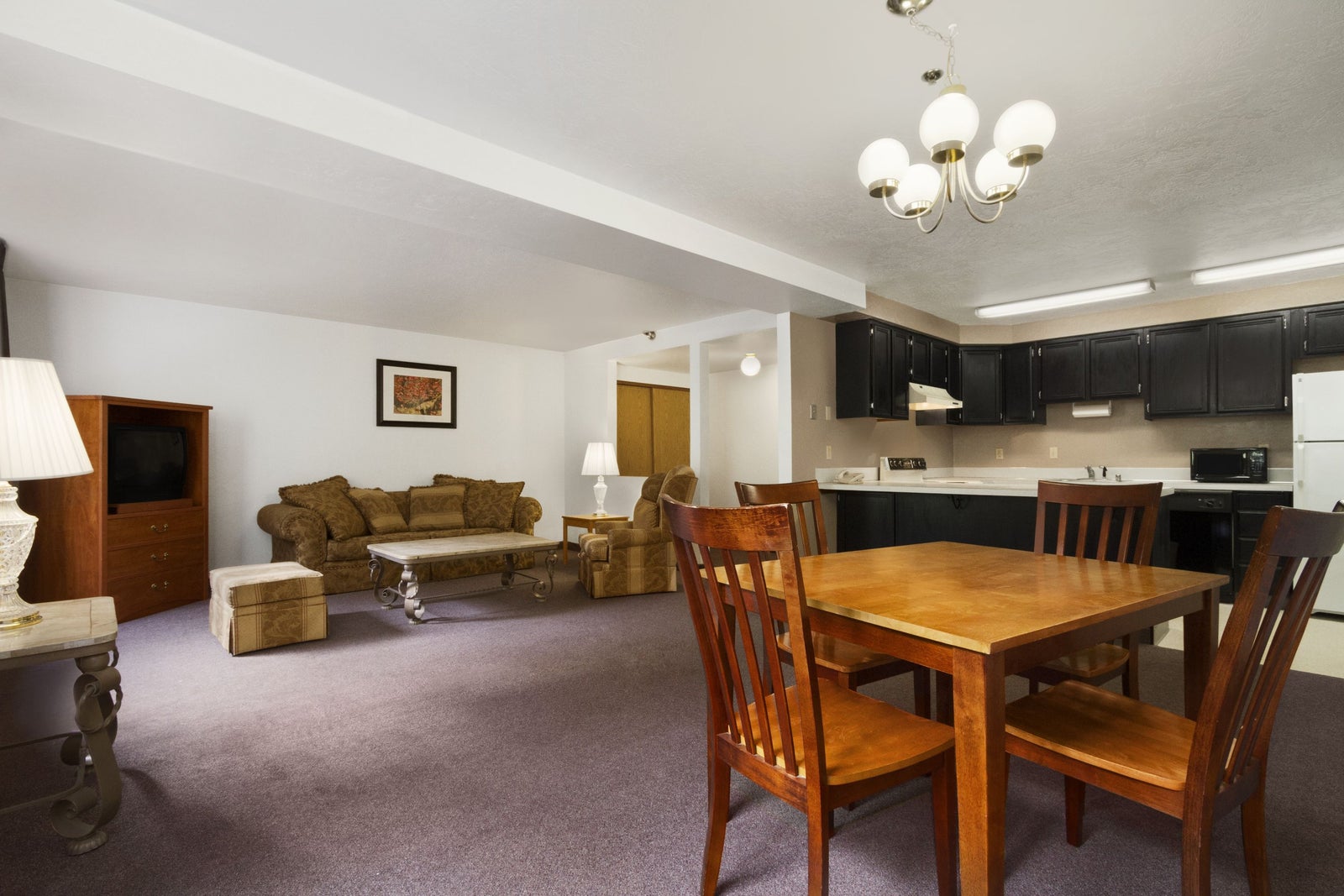 Two Queen Bed Kitchenette Suite