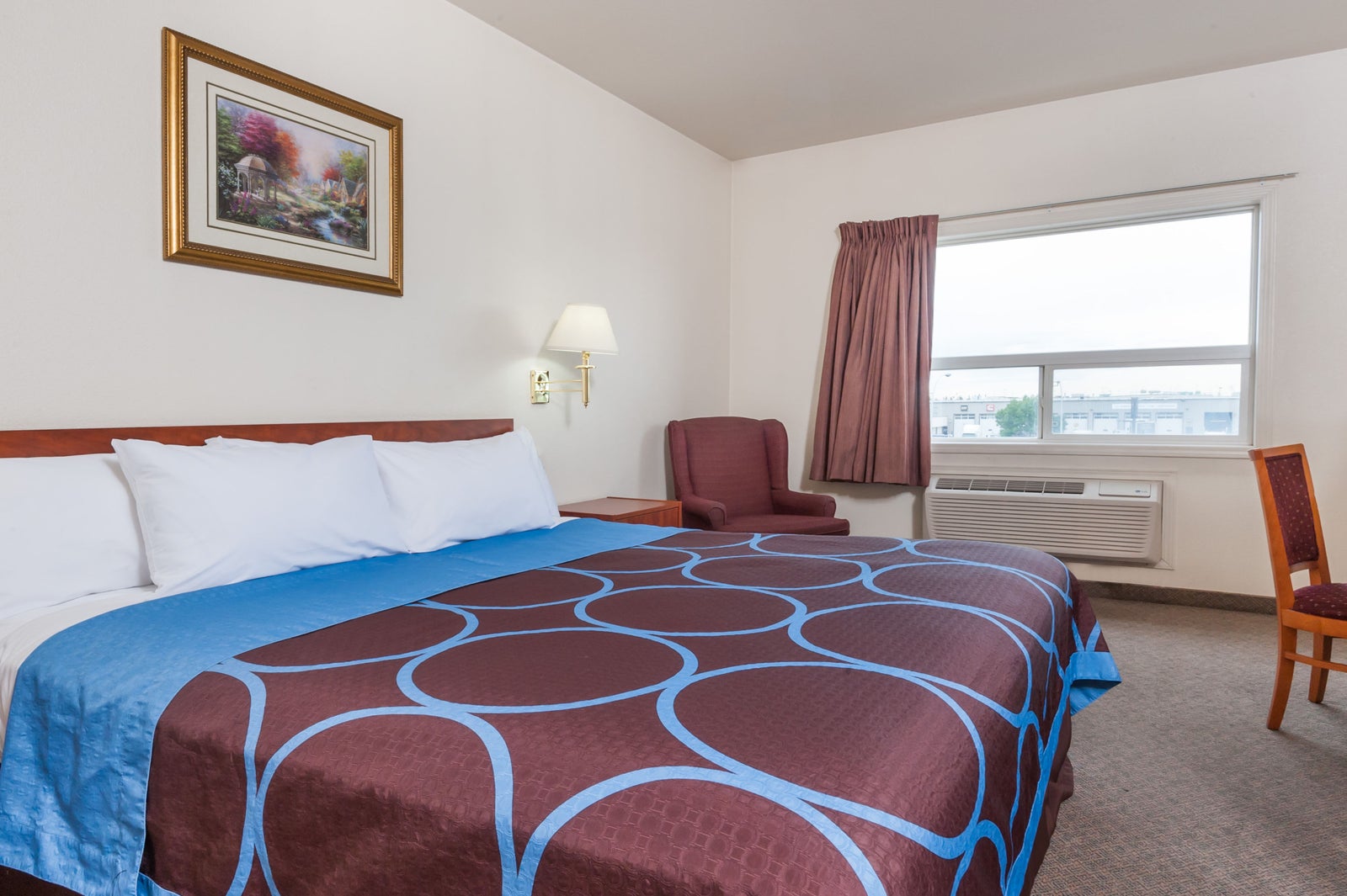 1 King Bed Room