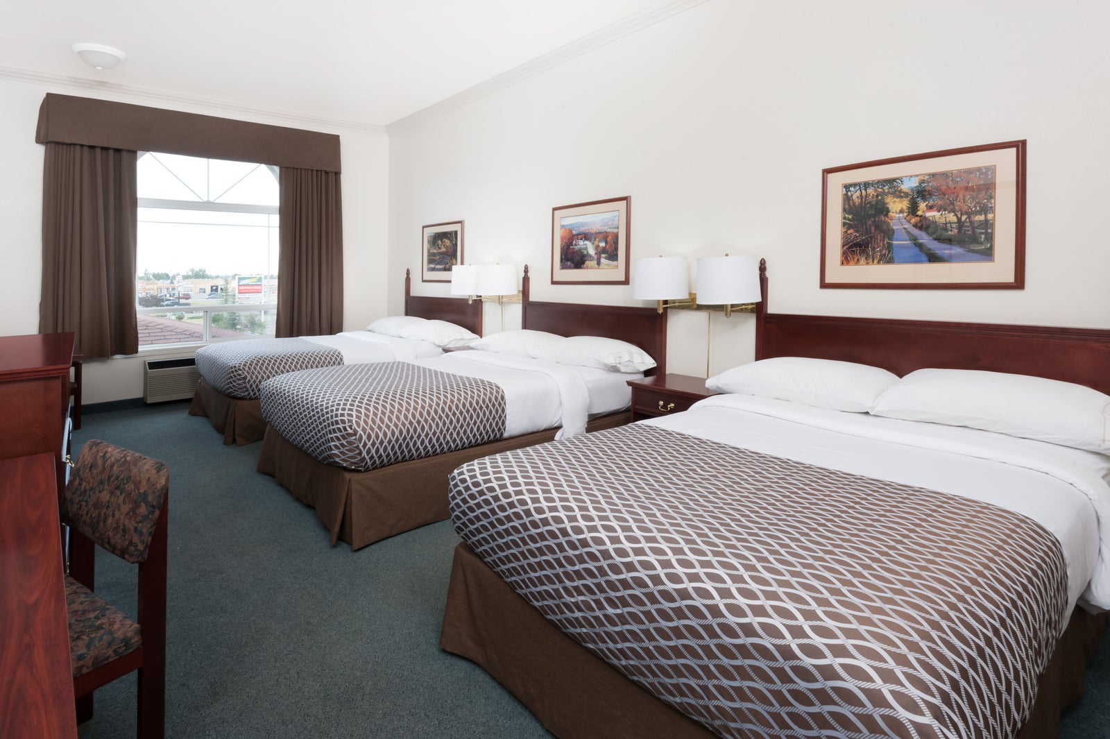 3 Double Bed Suite