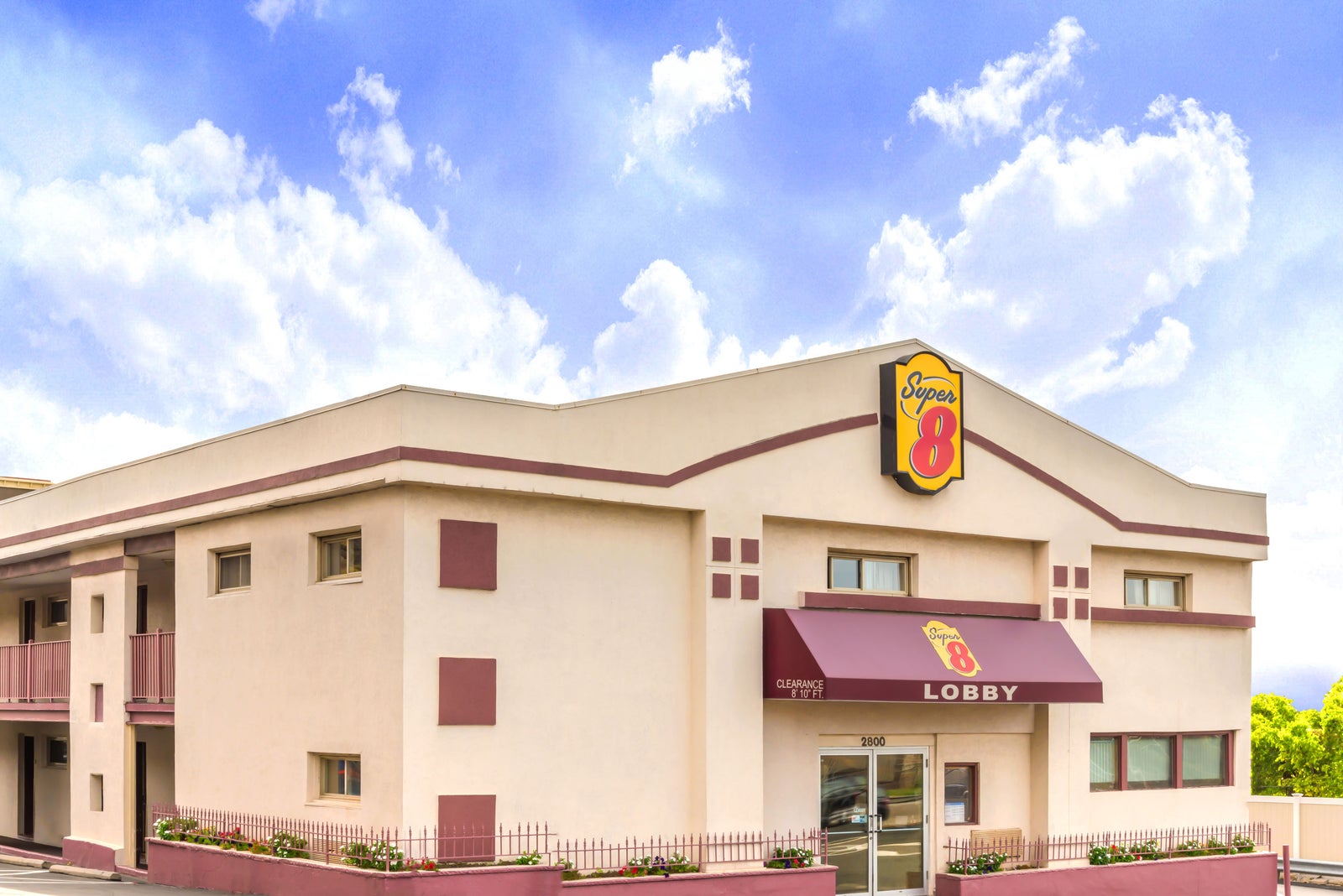 Welcome to the Super 8 North Bergen NJ/NYC Area