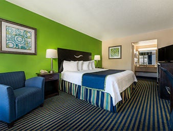 Standard King Bed Room
