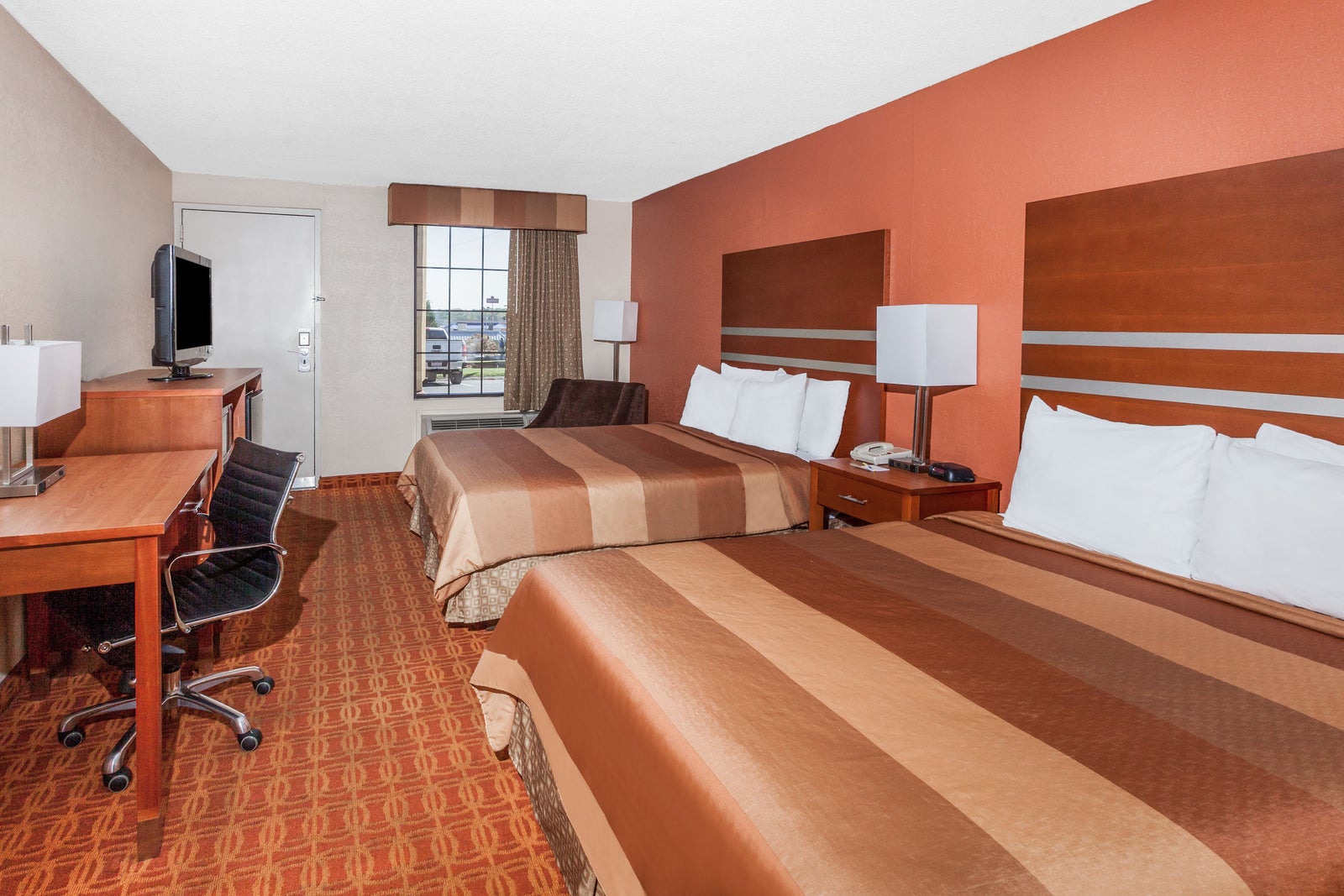 2 Queen Bed Room