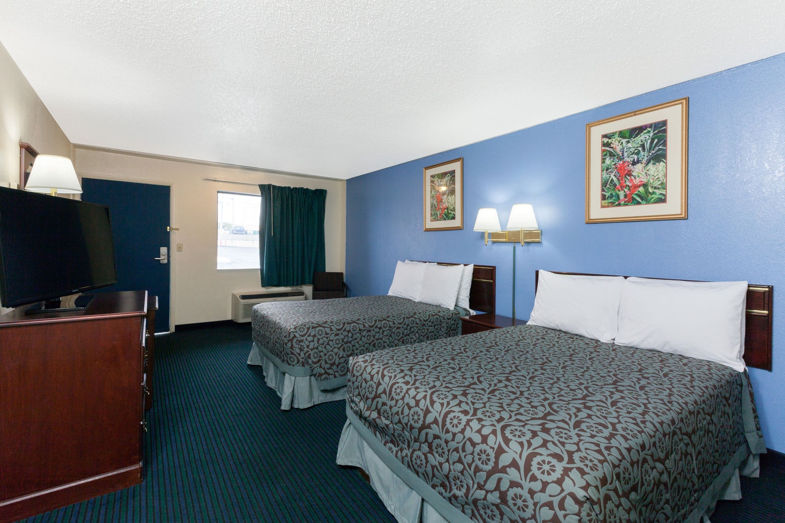 2 Double Bed Room