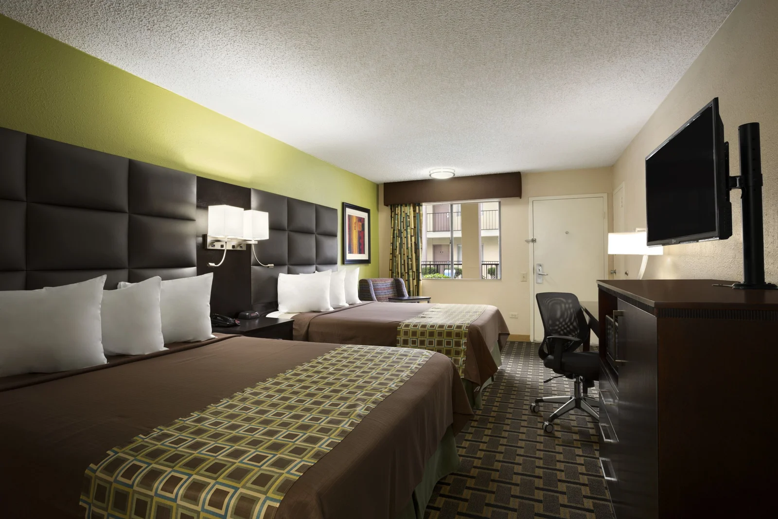 Standard 2 Double Bed Room