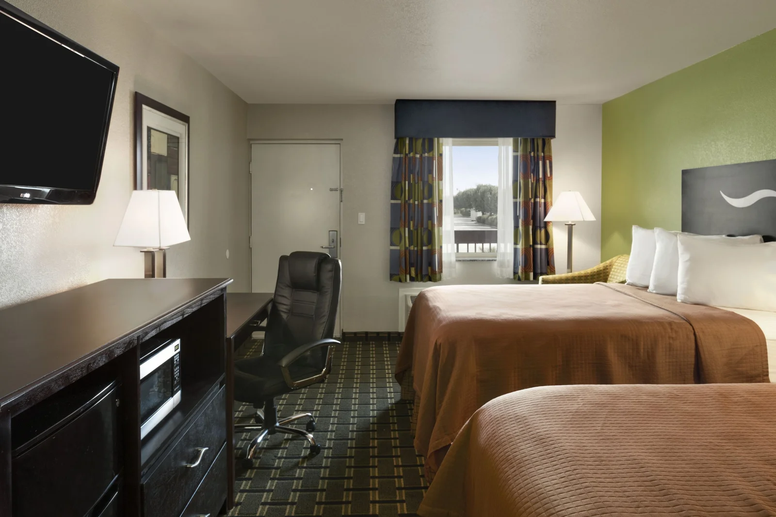 Standard Two Double Bed Room