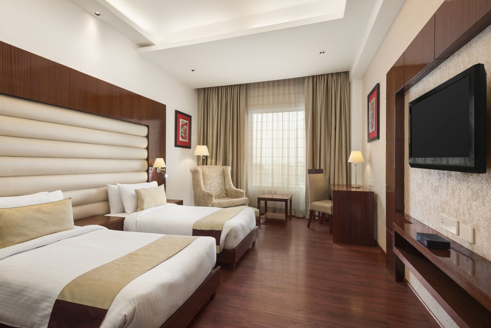2 Twin Bed Executive Room