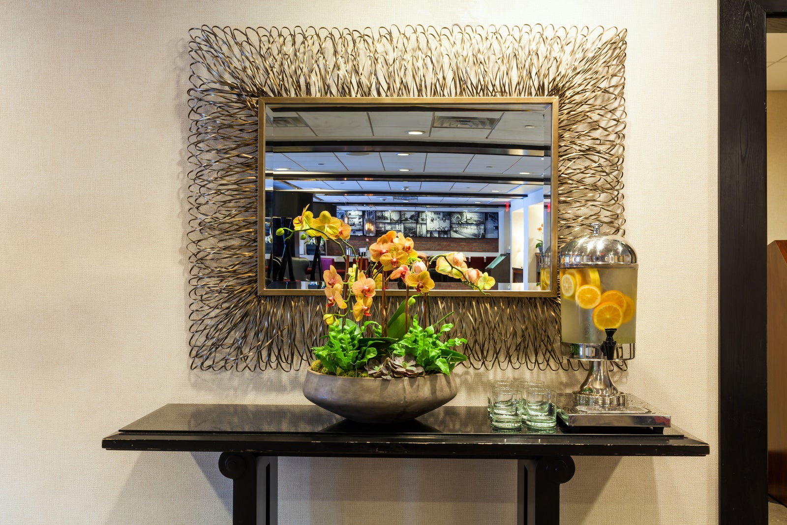 Lobby Water Station