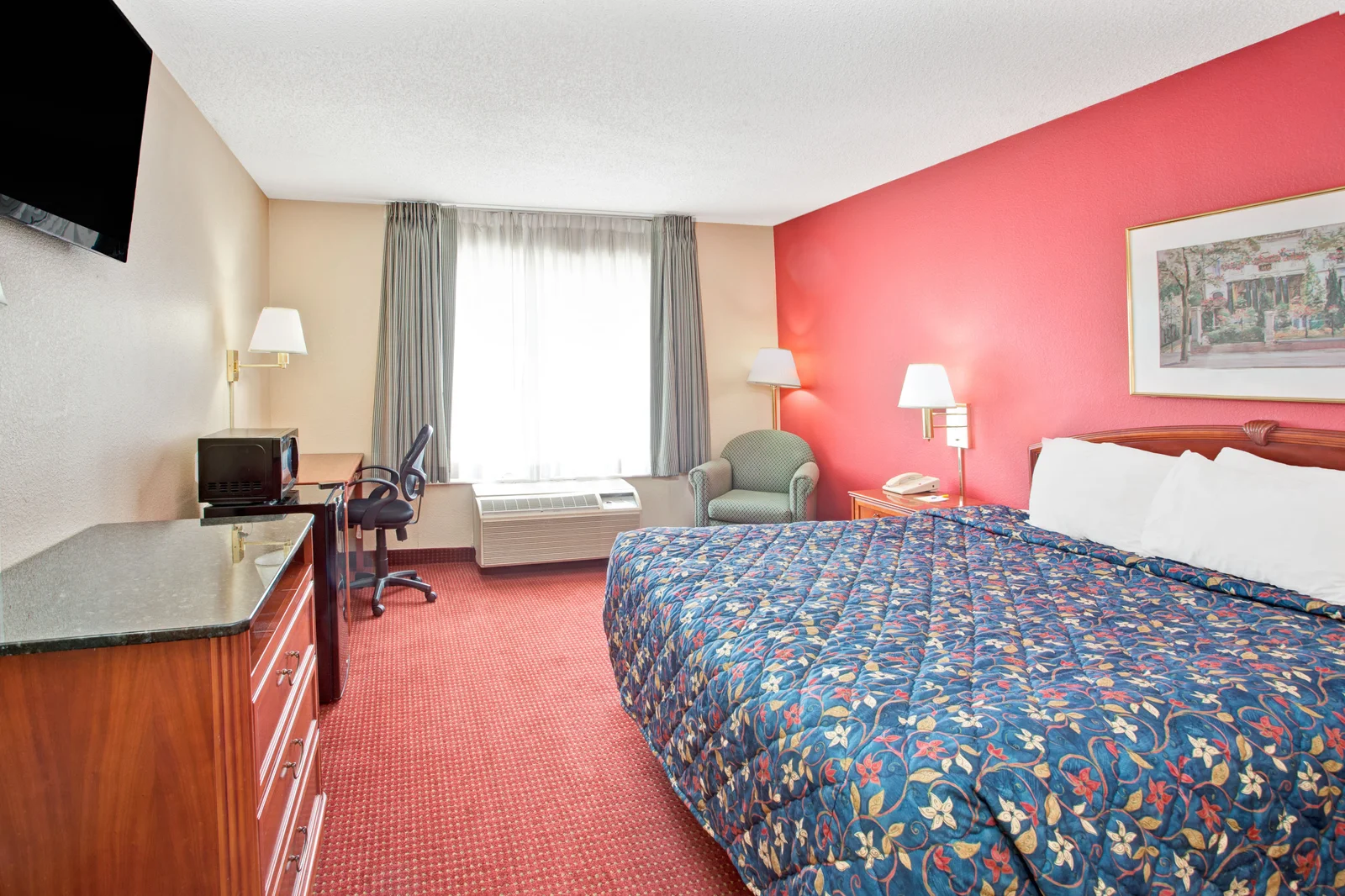 1 King Bed Room