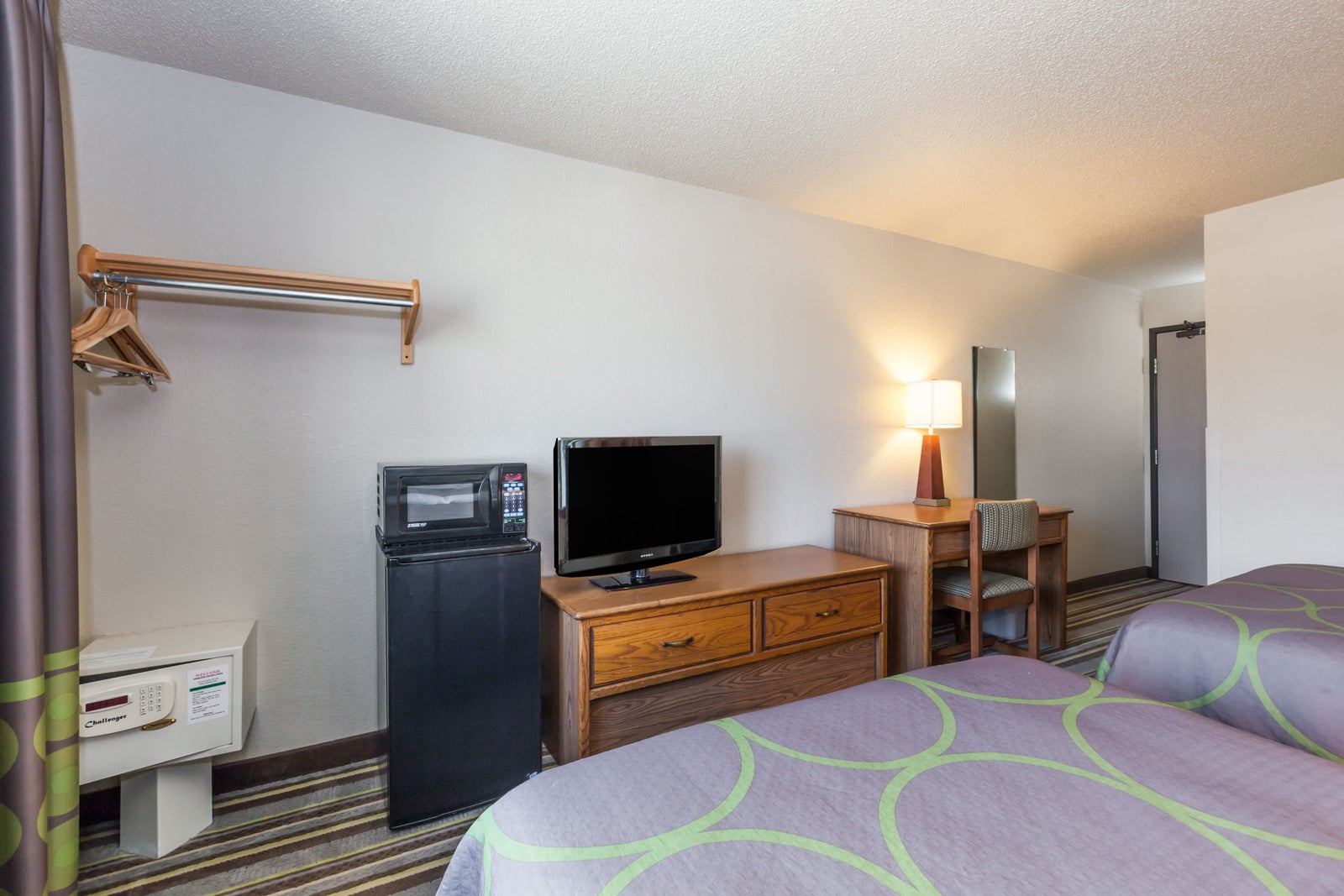 2 Double Bed Room