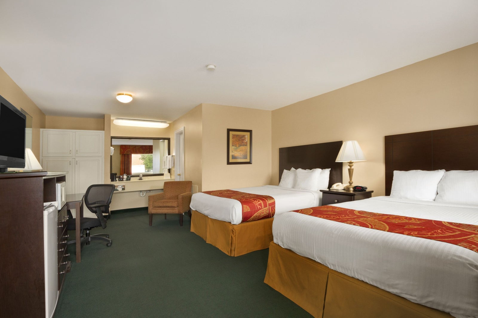 Standard Two Queen Bed Room