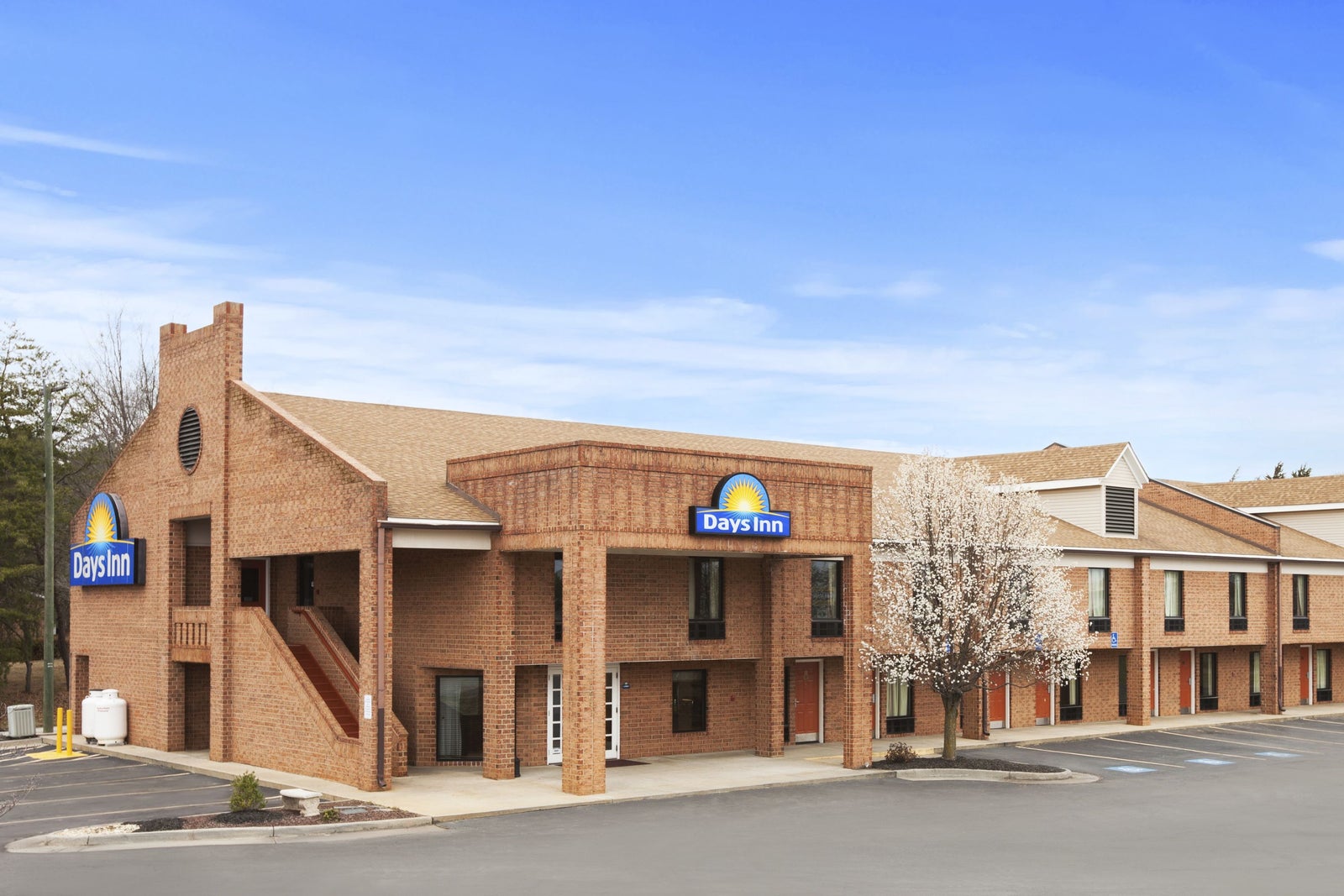 Welcome To Days Inn Farmville