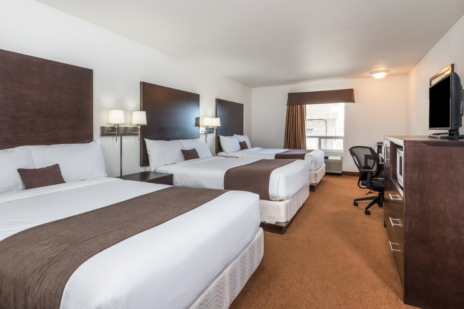 3 Double Bed Room