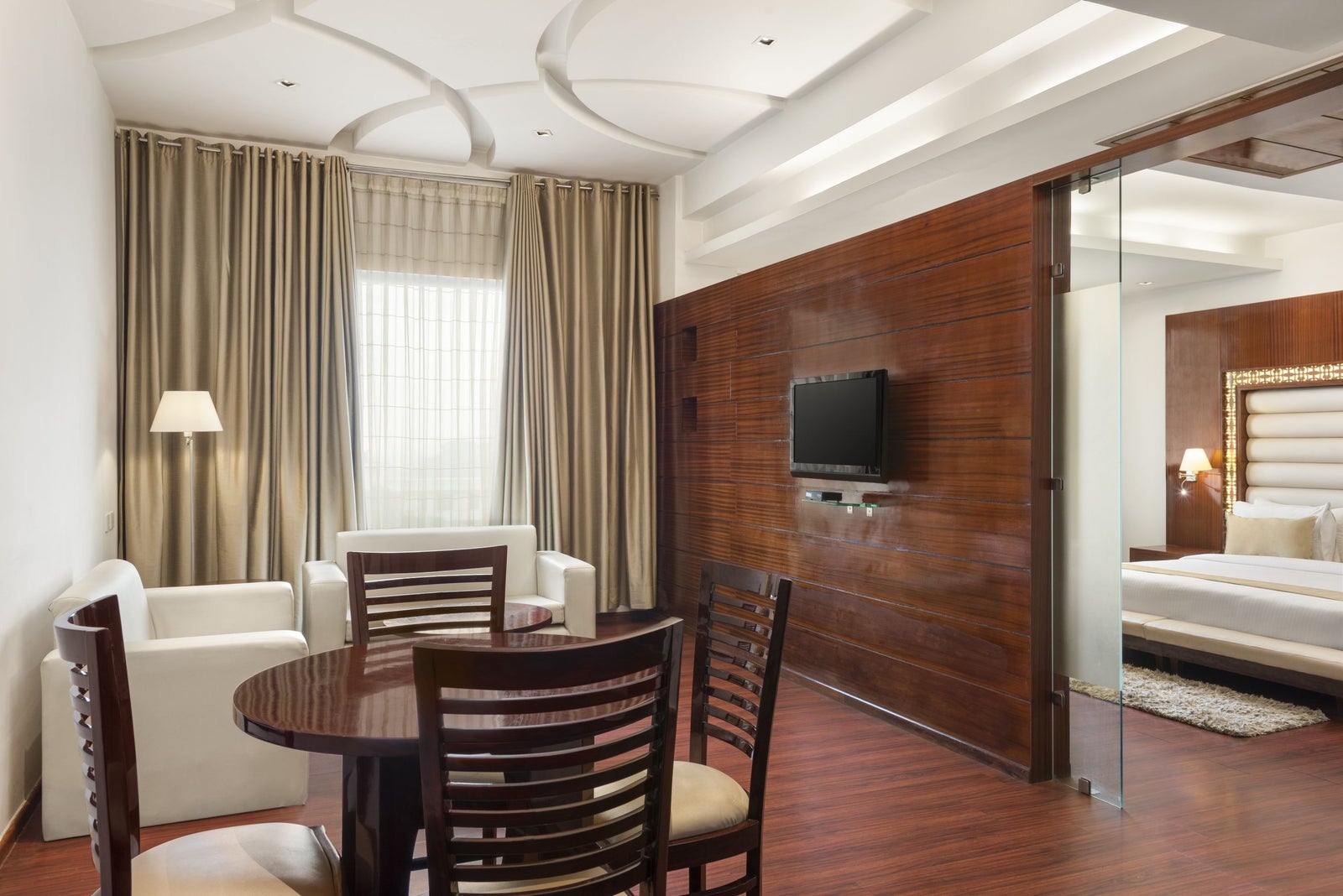 1 King Bed Suite