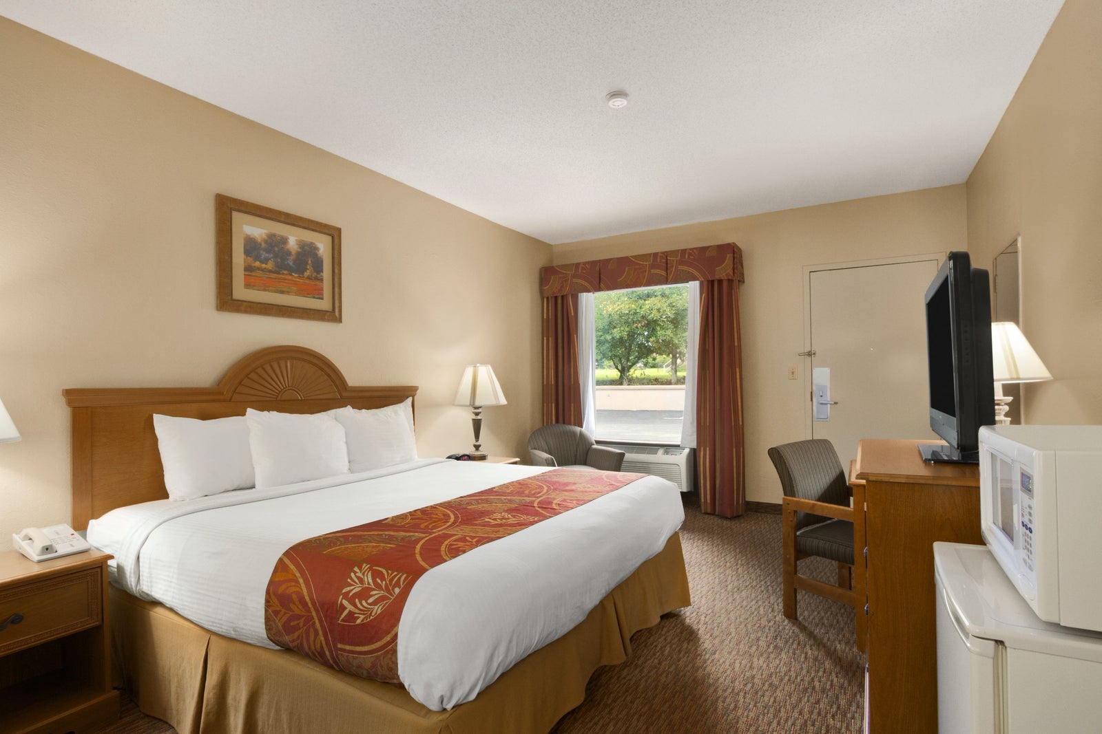 Standard King Bed Room