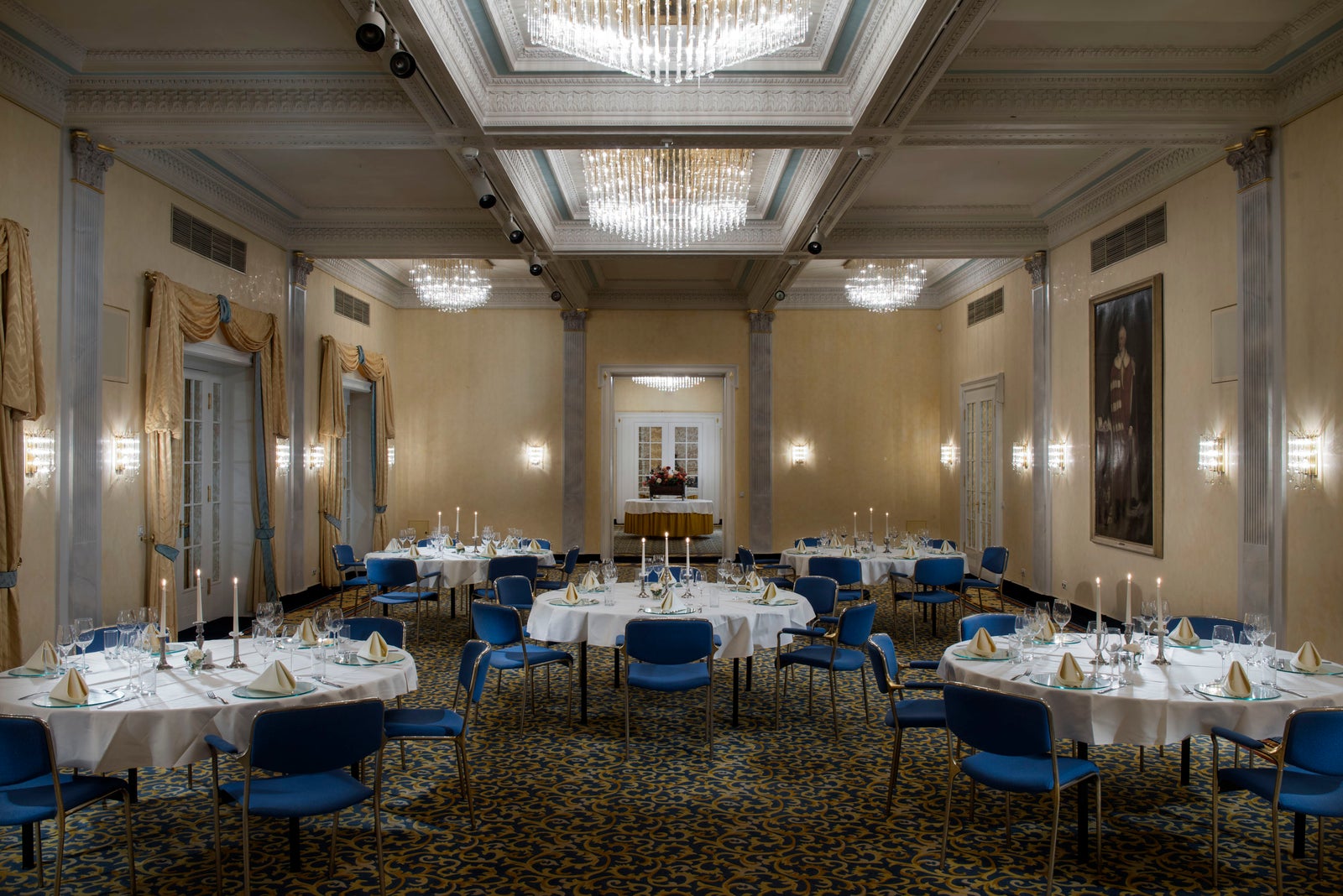 Banquet room