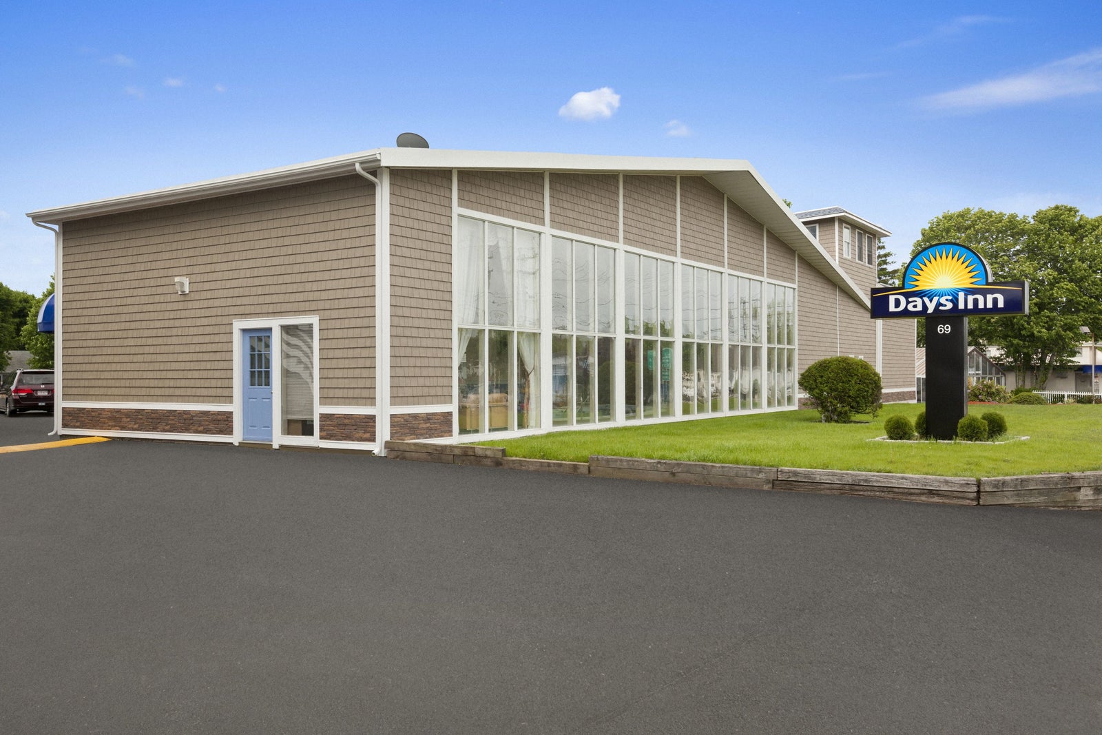 Welcome to the Days Inn West Yarmouth/Hyannis Cape Cod