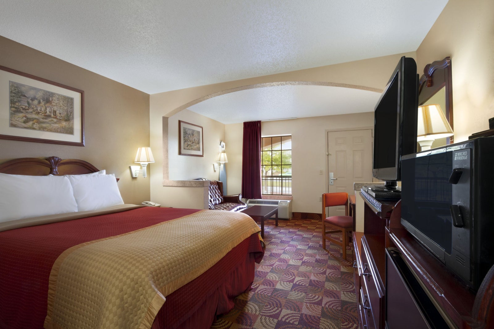 Standard Queen Room