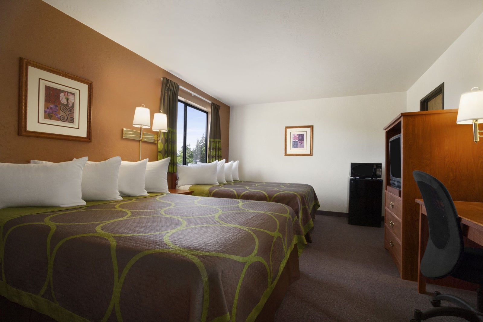Two Queen Bed Suite