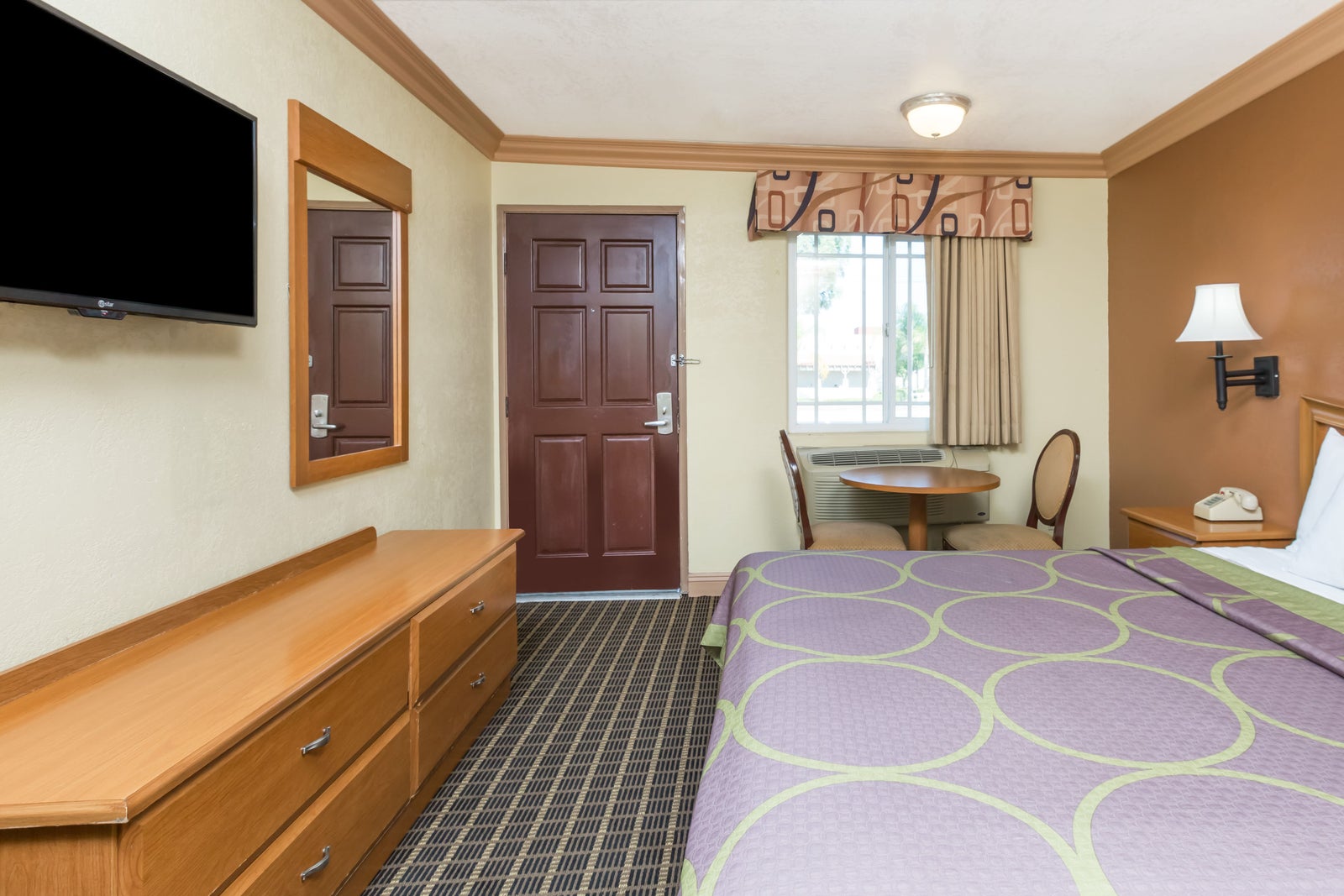 1 King Bed Room