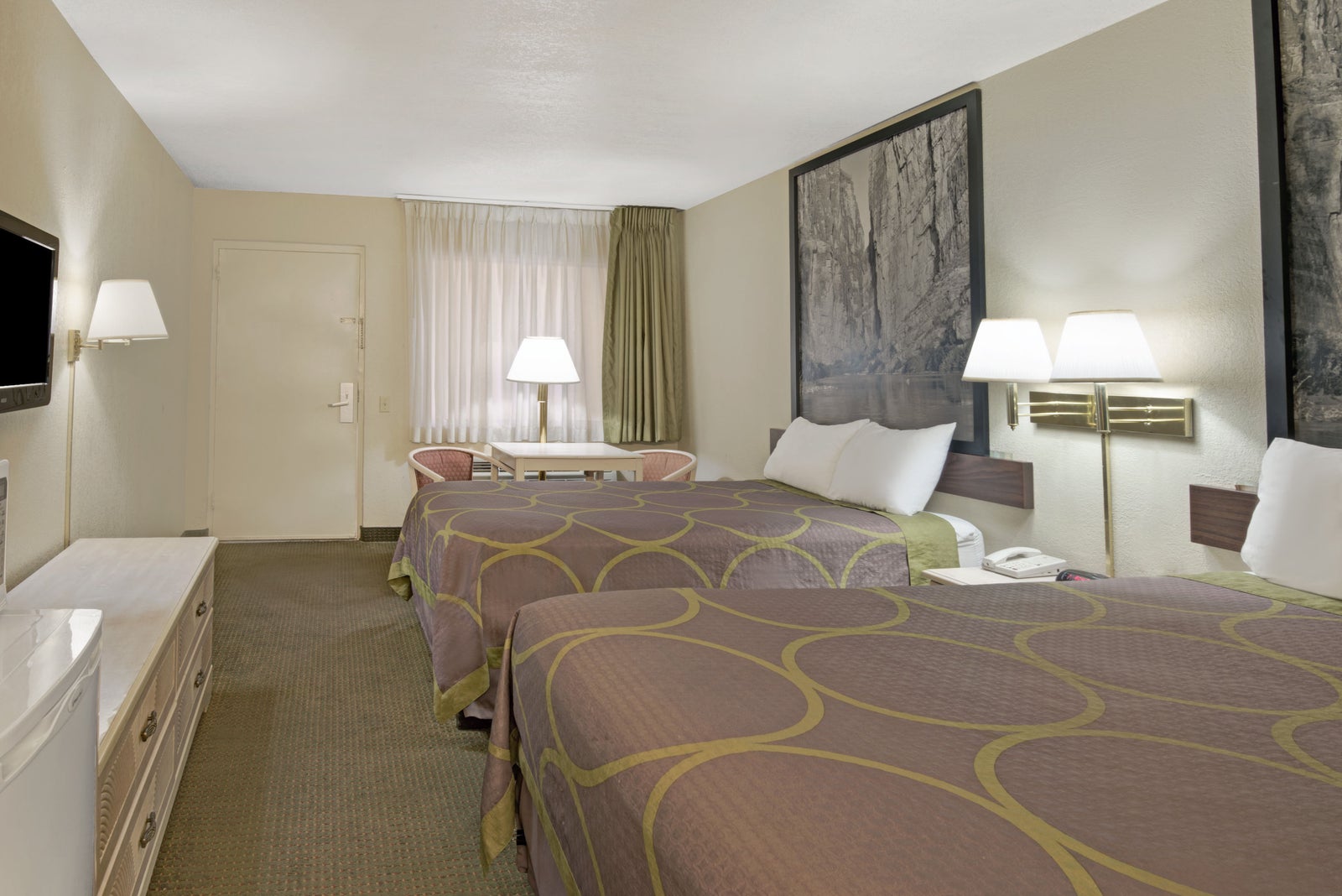 2 Double Bed Room