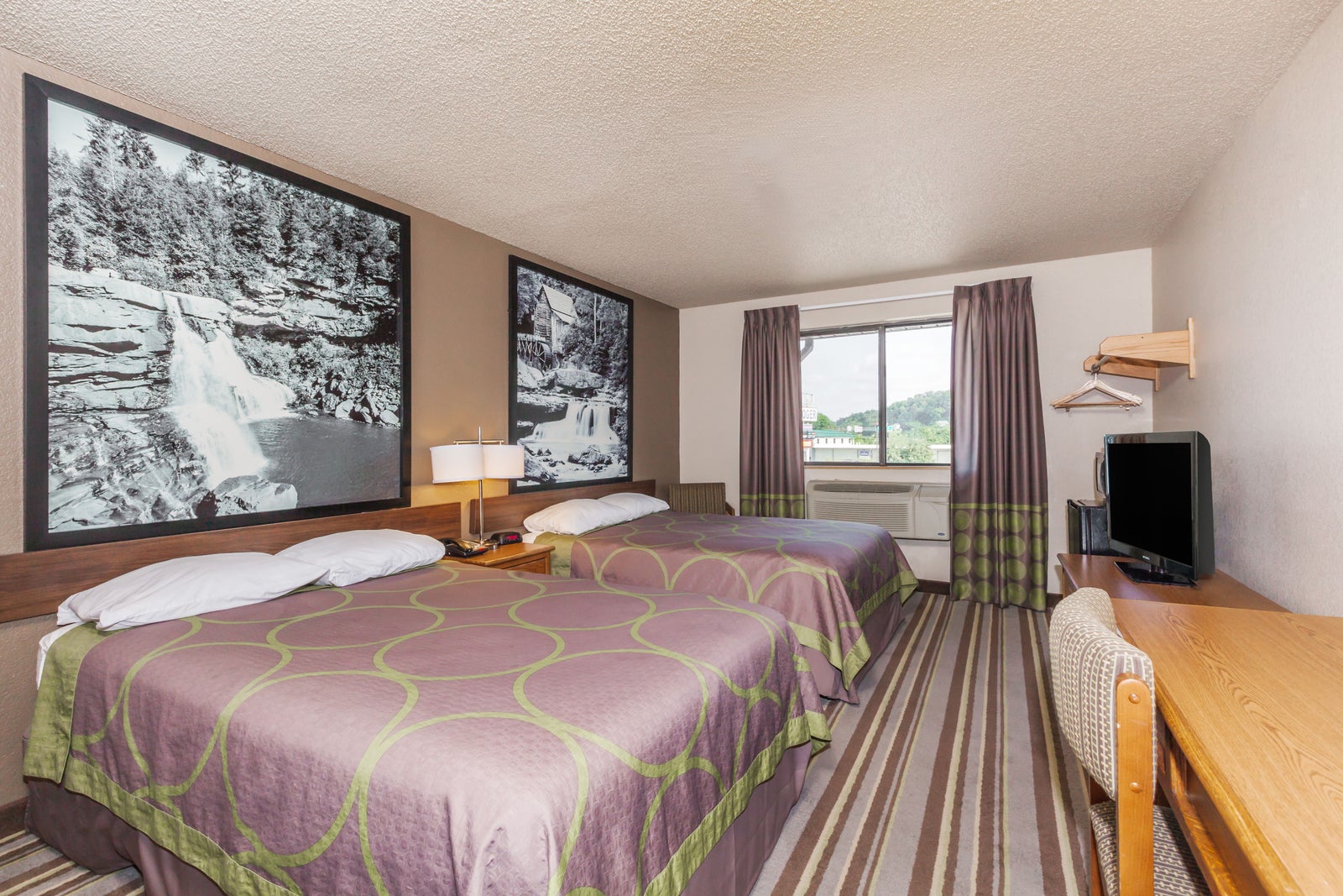 2 Double Bed Room