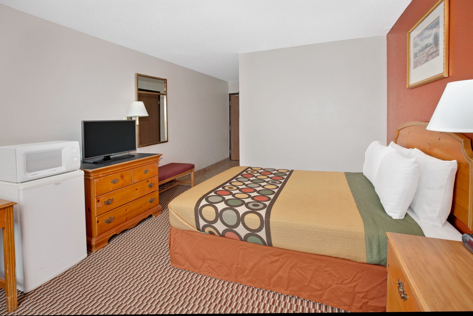 Accessible One Queen Bed Room