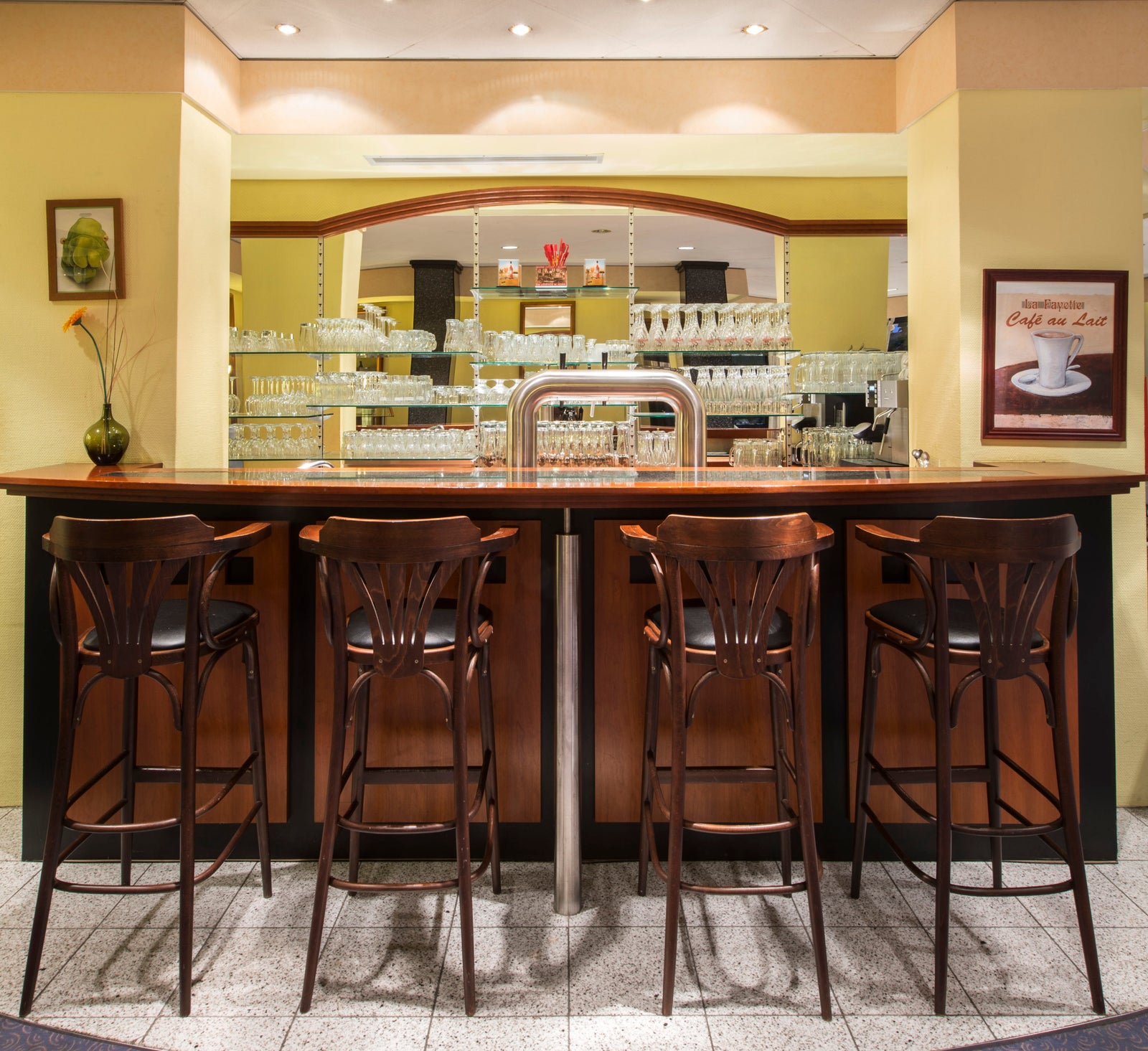 Hotel Lounge