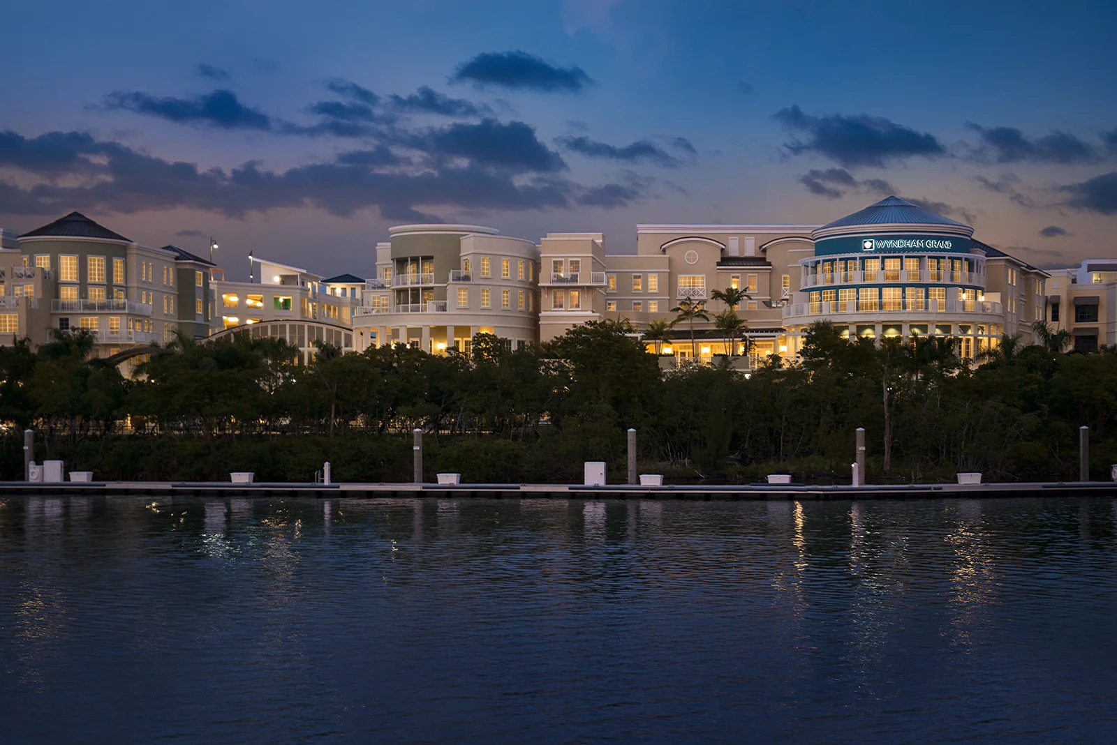Wyndham Grand Jupiter at Harbourside Place Exterior