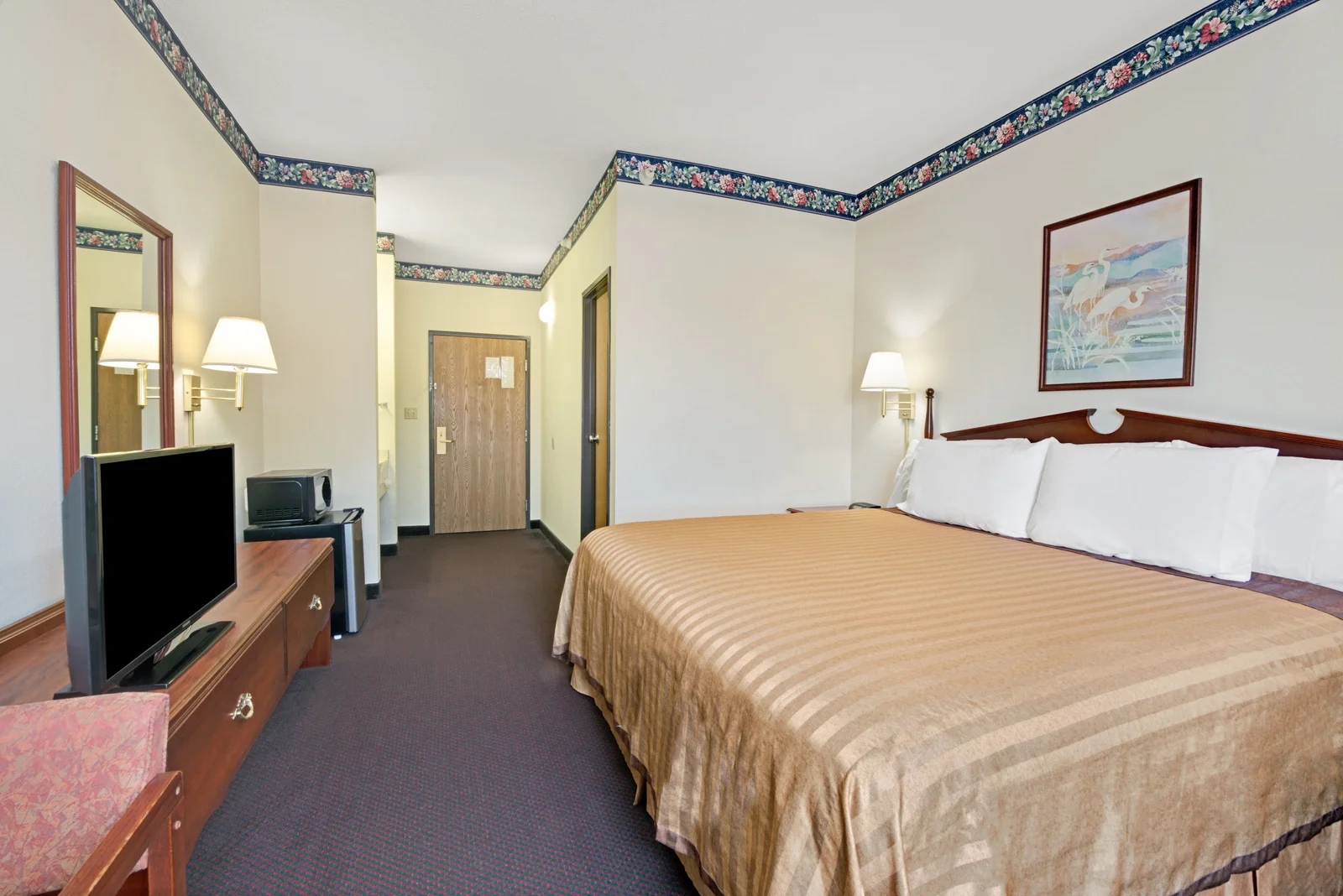 1 King Room