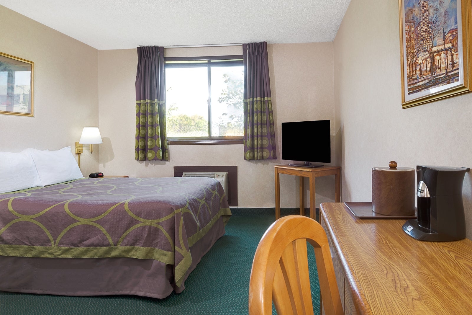 1 Double Bed Room