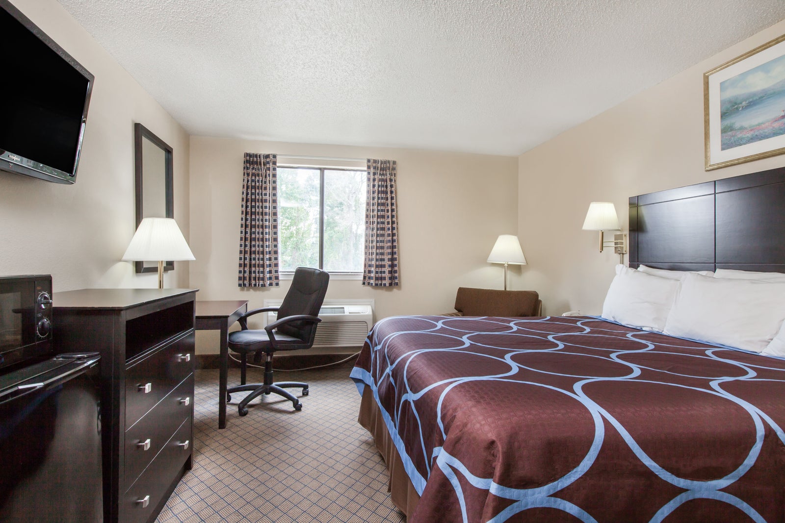 1 King Bed Room