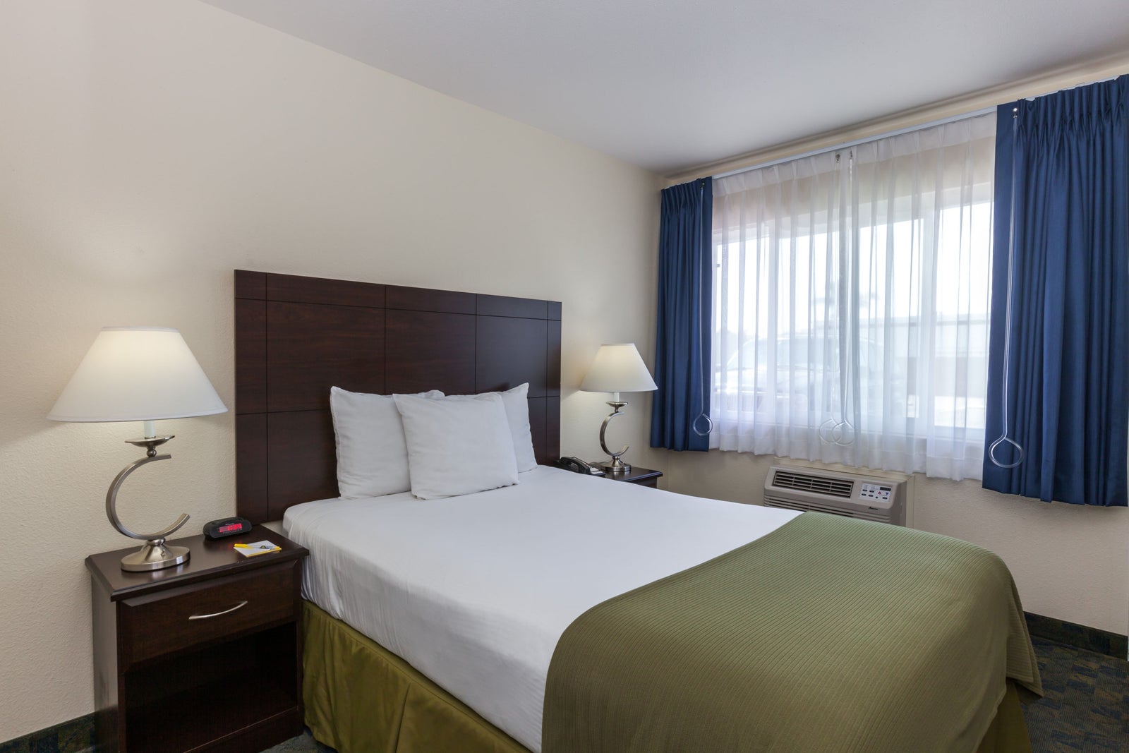ADA 1 Double Bed Room