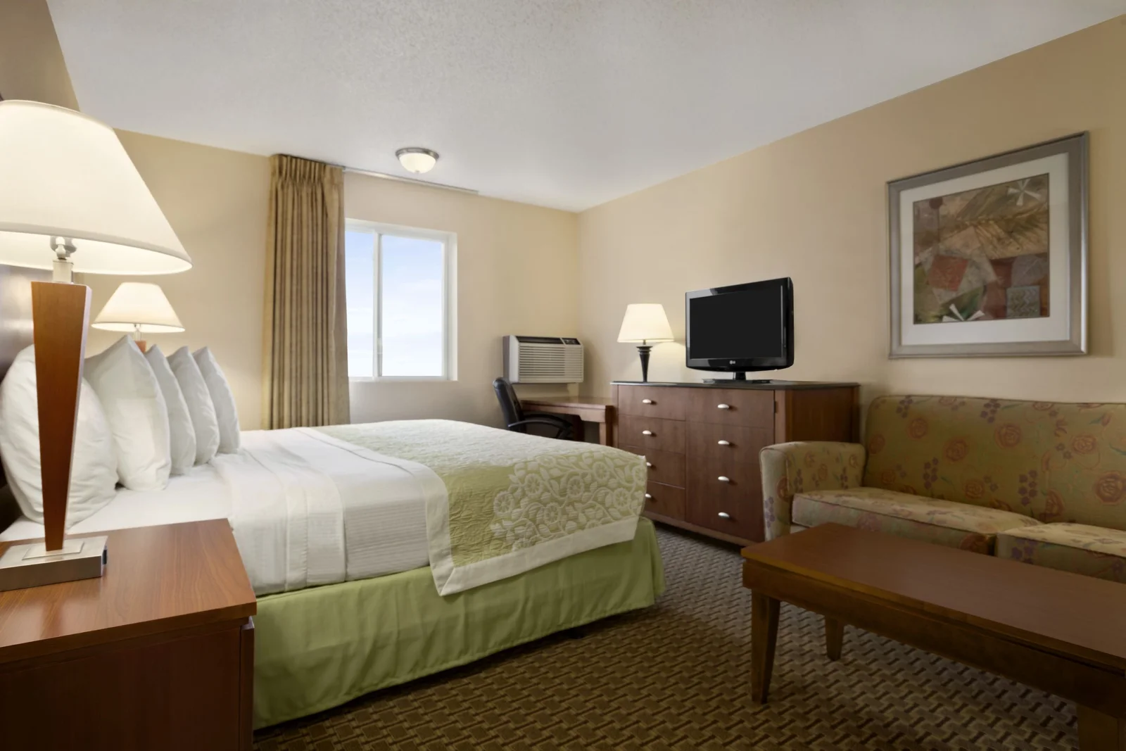 Standard King Bed Room