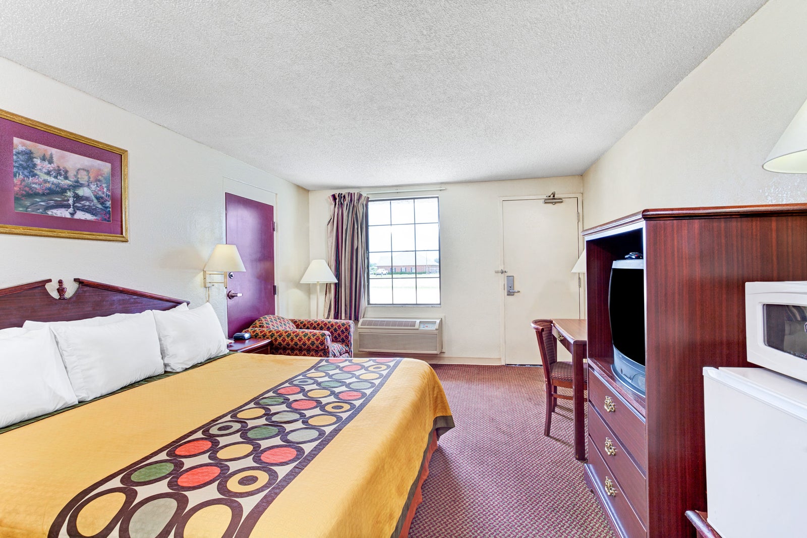 1 King Bed Room
