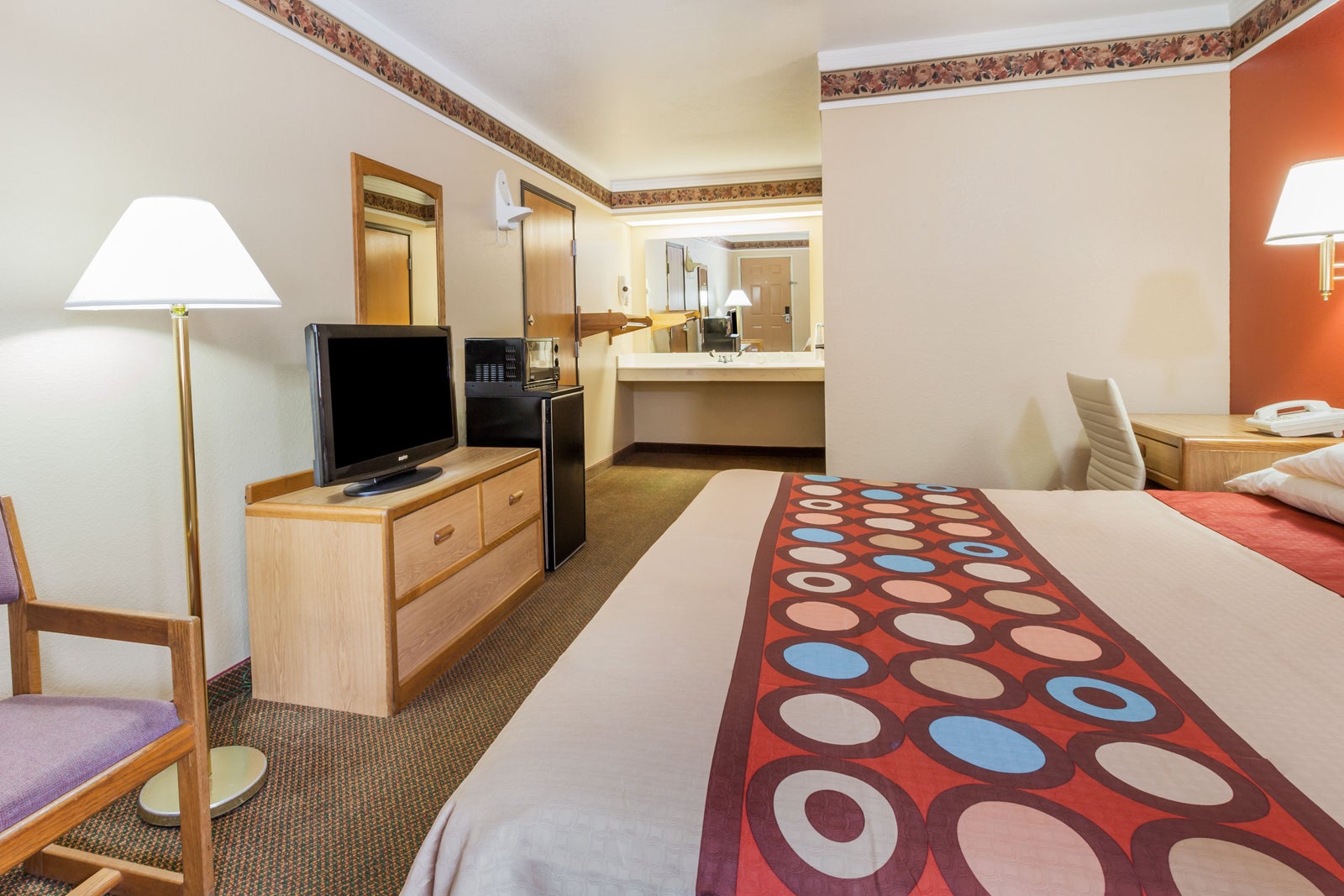 1 King Bed Room