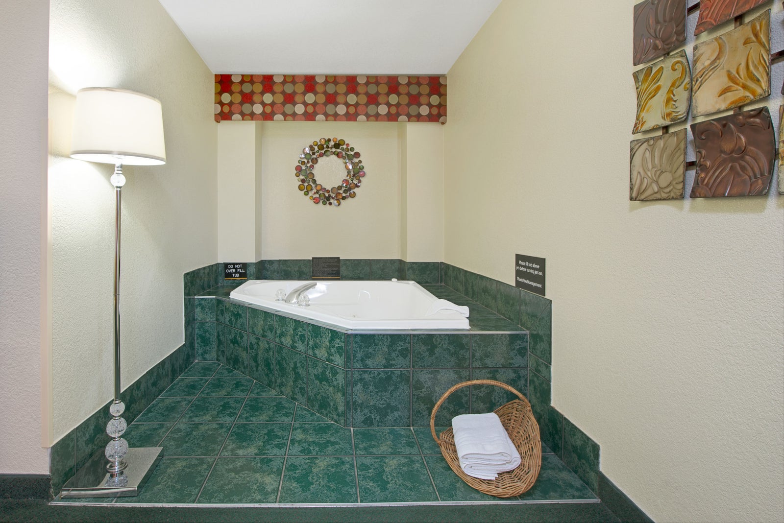 Jacuzzi Suite