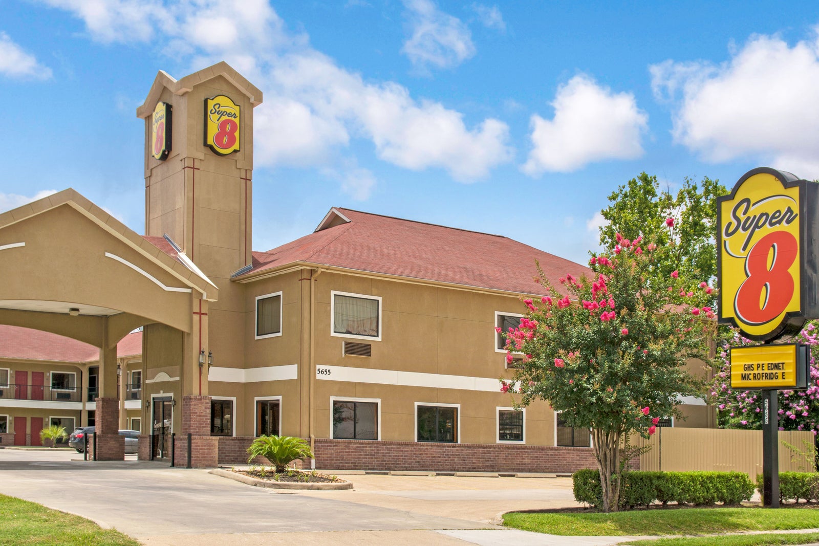 Super 8 Houston/Brookhollow NW