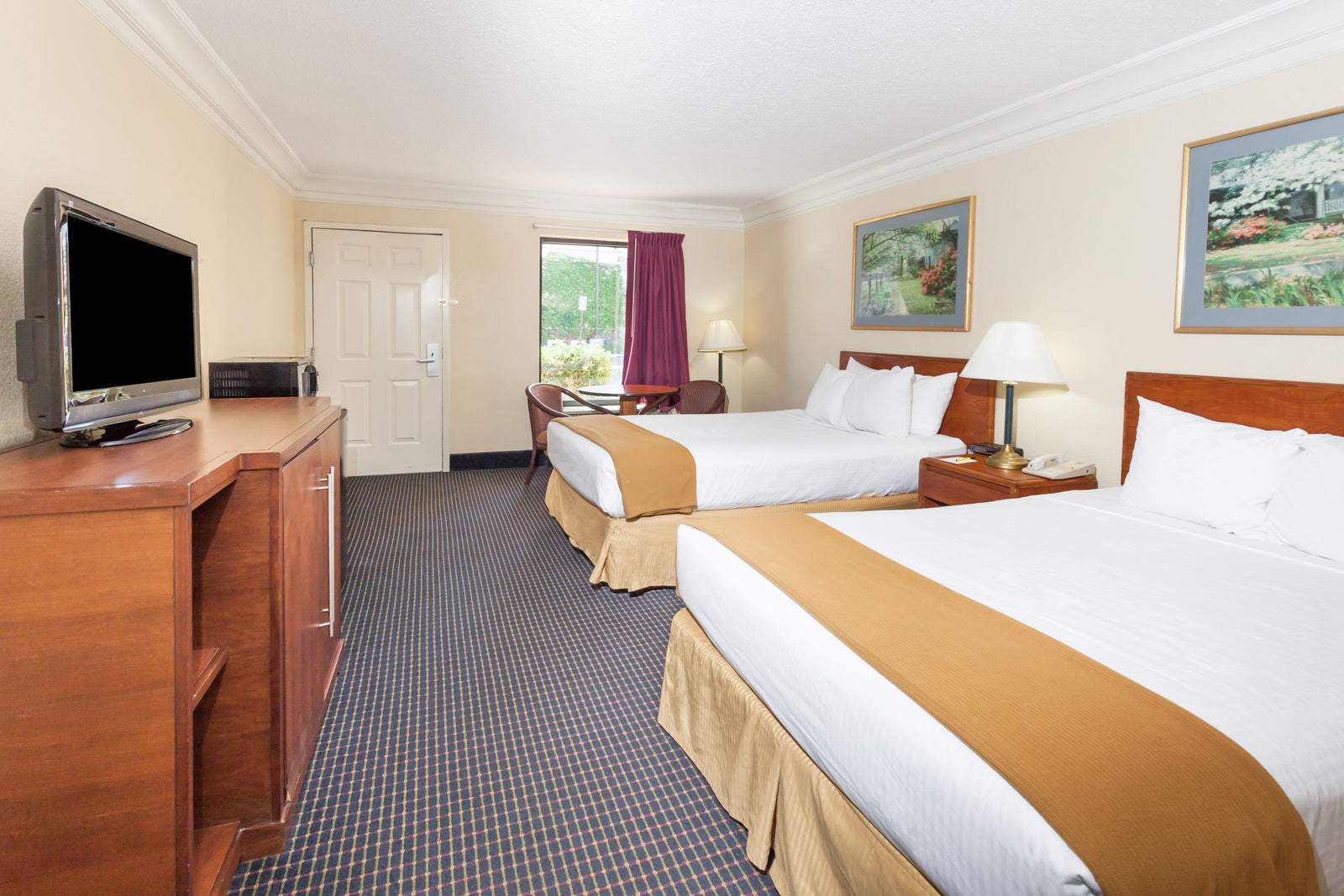 2 Double Bed Room
