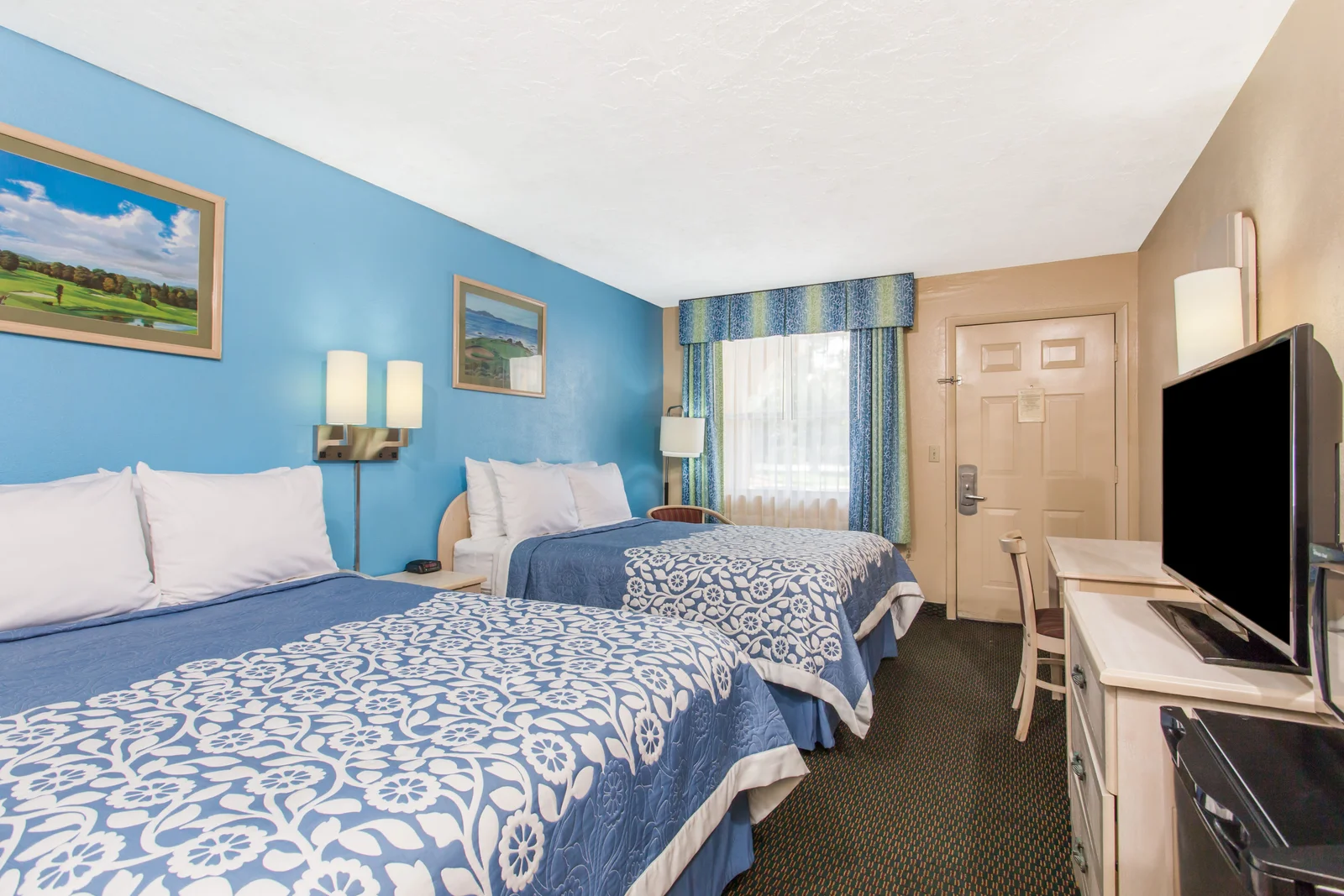 2 Double Bed Room