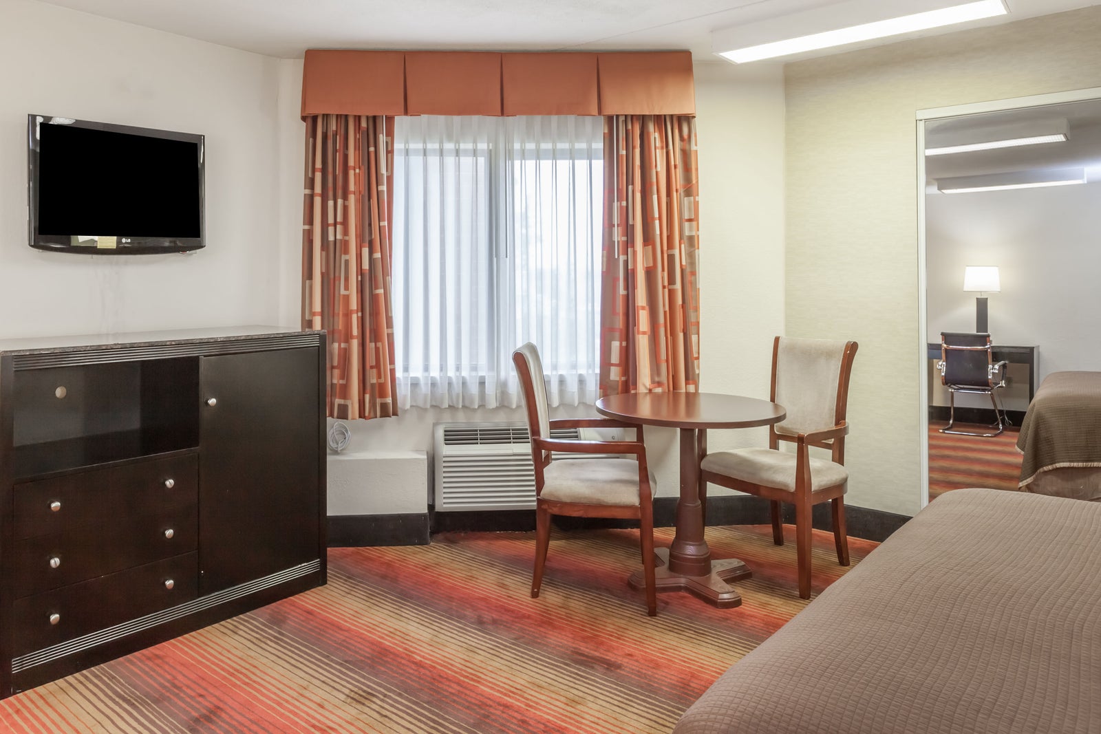 1 King Bed Room