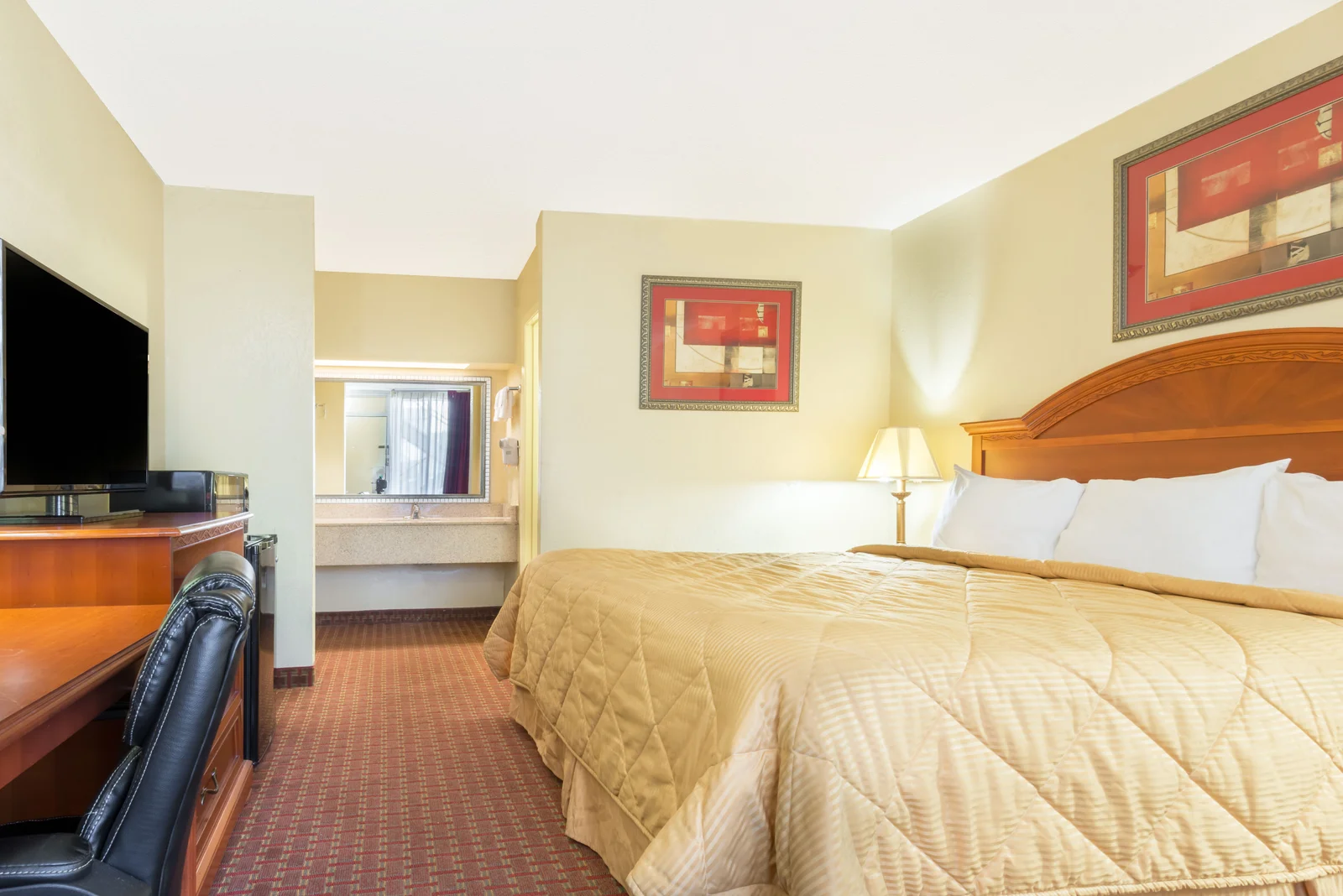 1 King Bed Room