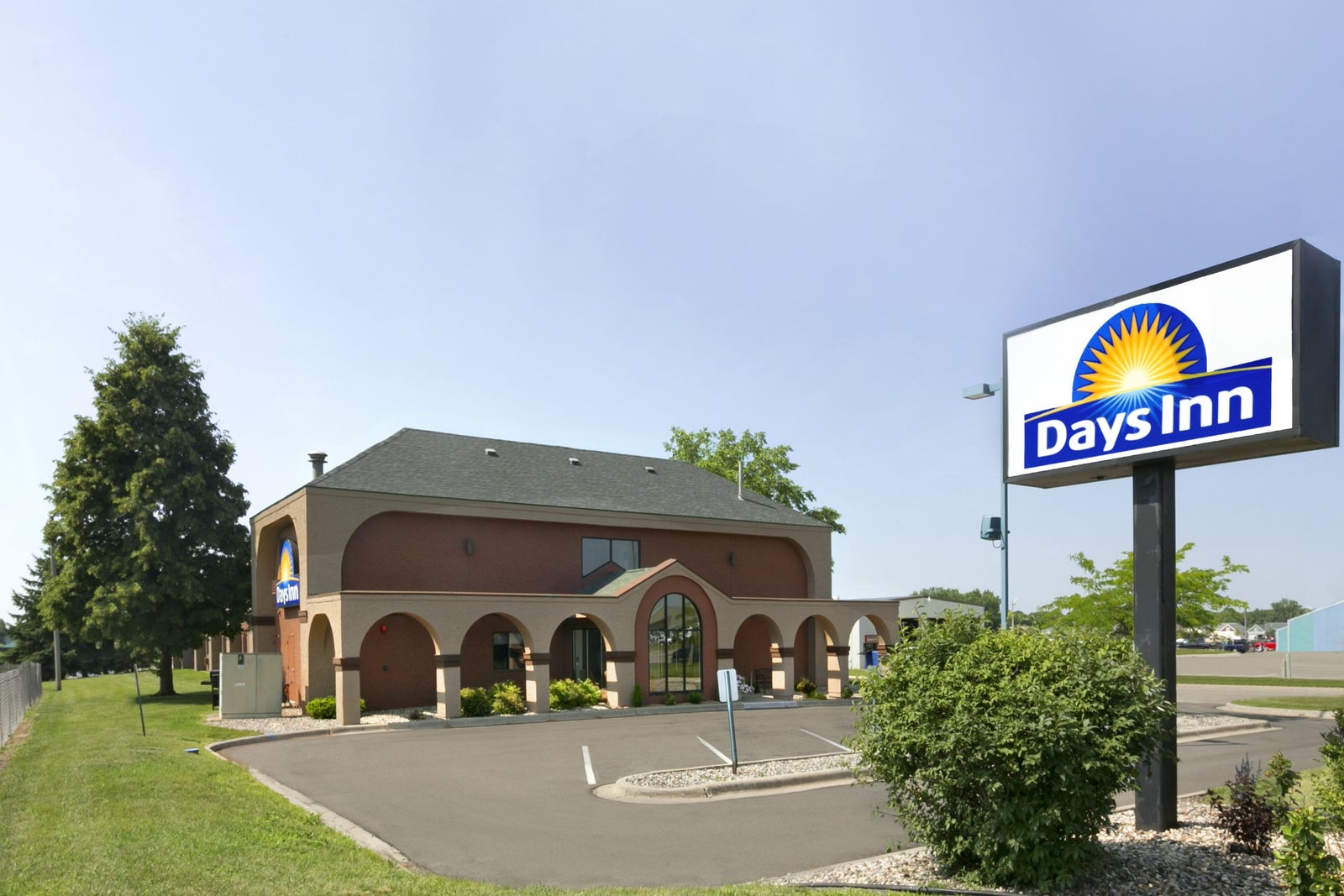 Welcome to the Days Inn Wilmar.