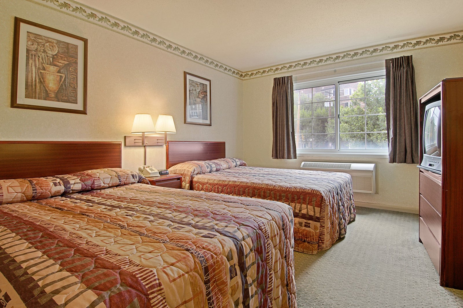 Standard 2 Double Bed Room