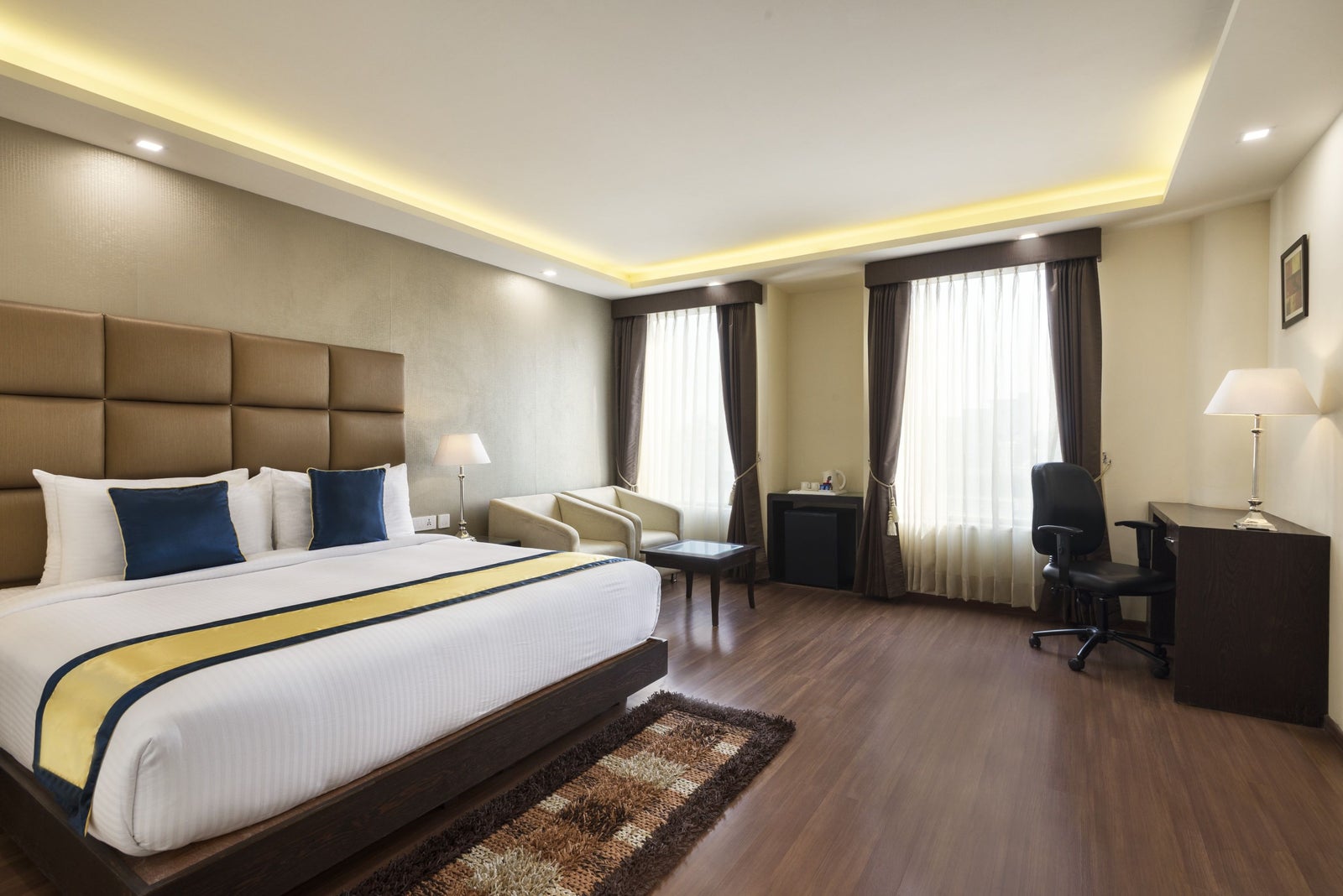 1 King Bed Executive Room