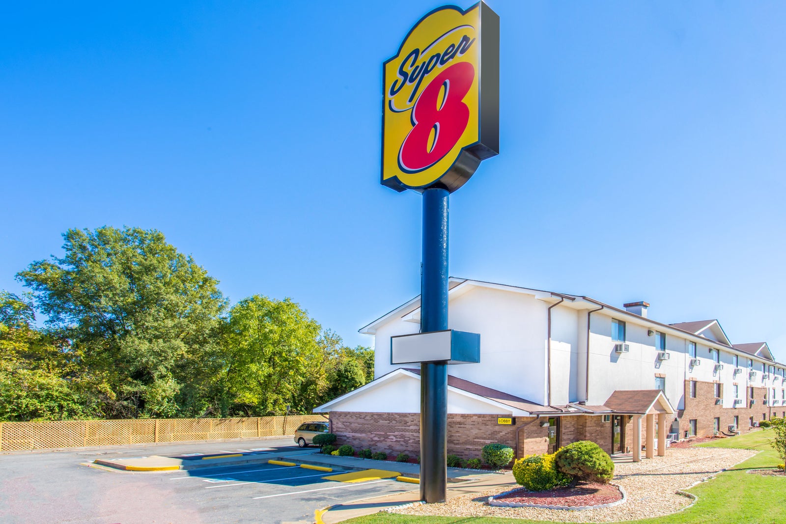 Super 8 Richmond/Broad Street