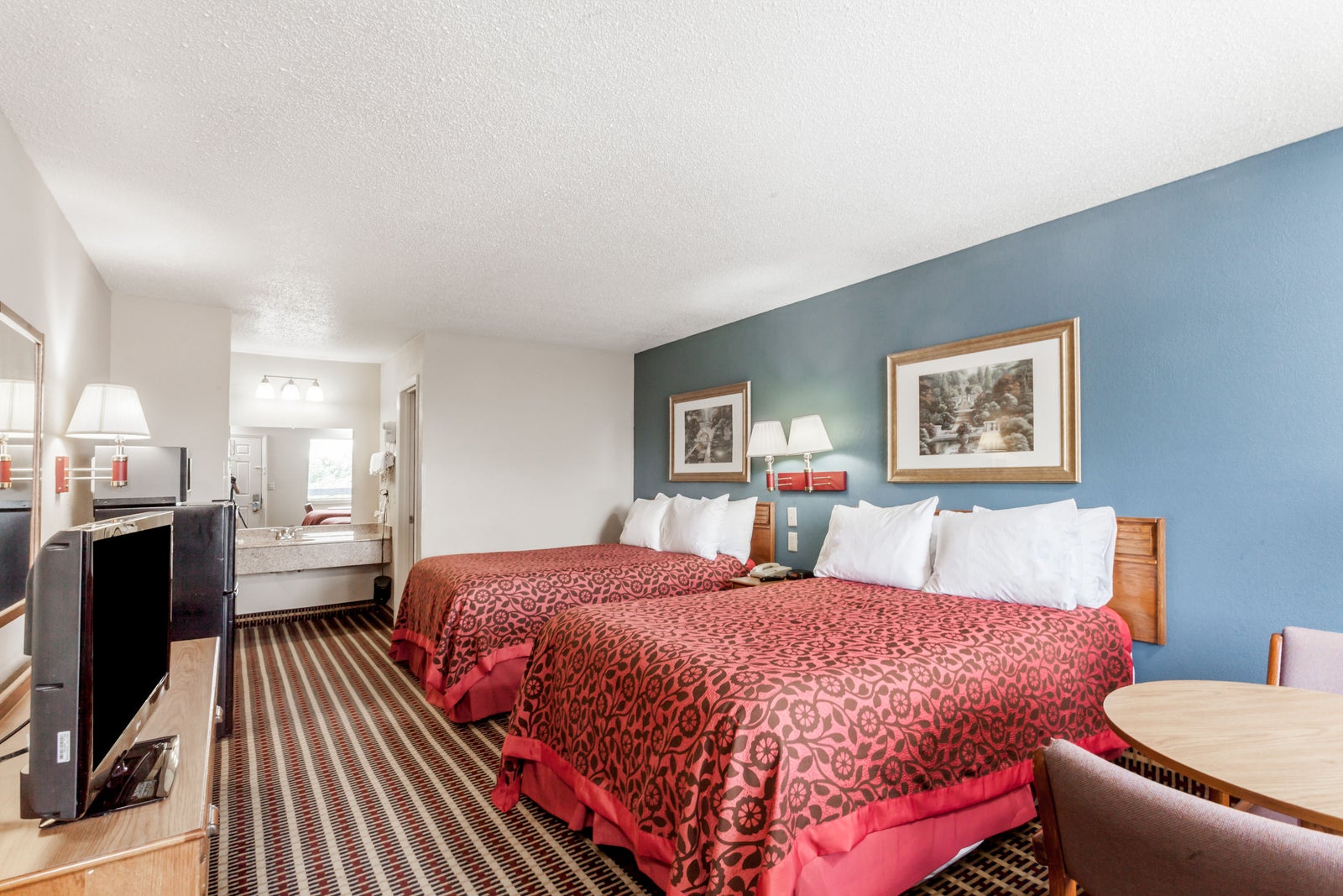 2 Double Bed Room
