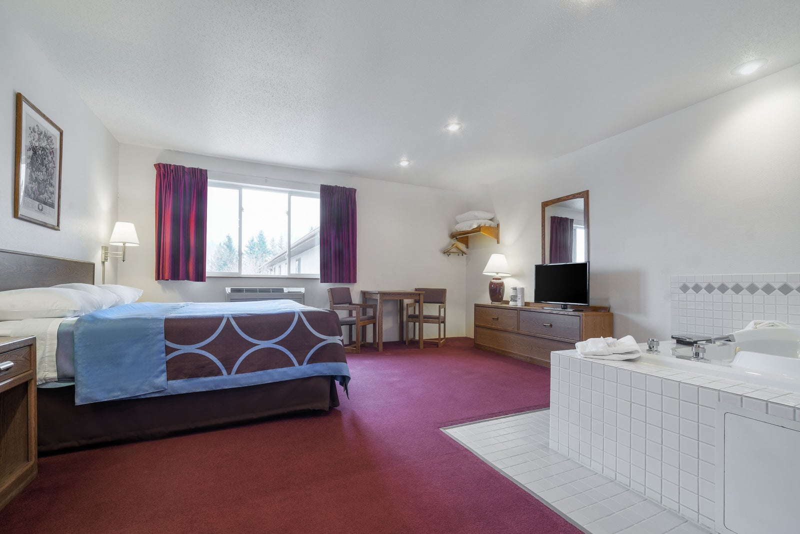 Jacuzzi Suite