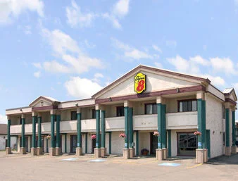 Welcome to the Super 8 Red Deer